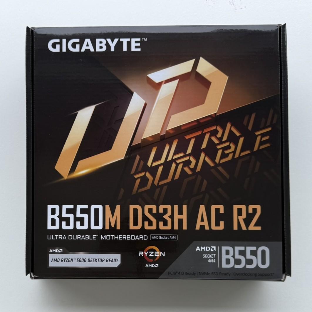 NEW GIGABYTE B550M DS3H AC R2 AM4 AMD B550 Micro ATX Motherboard