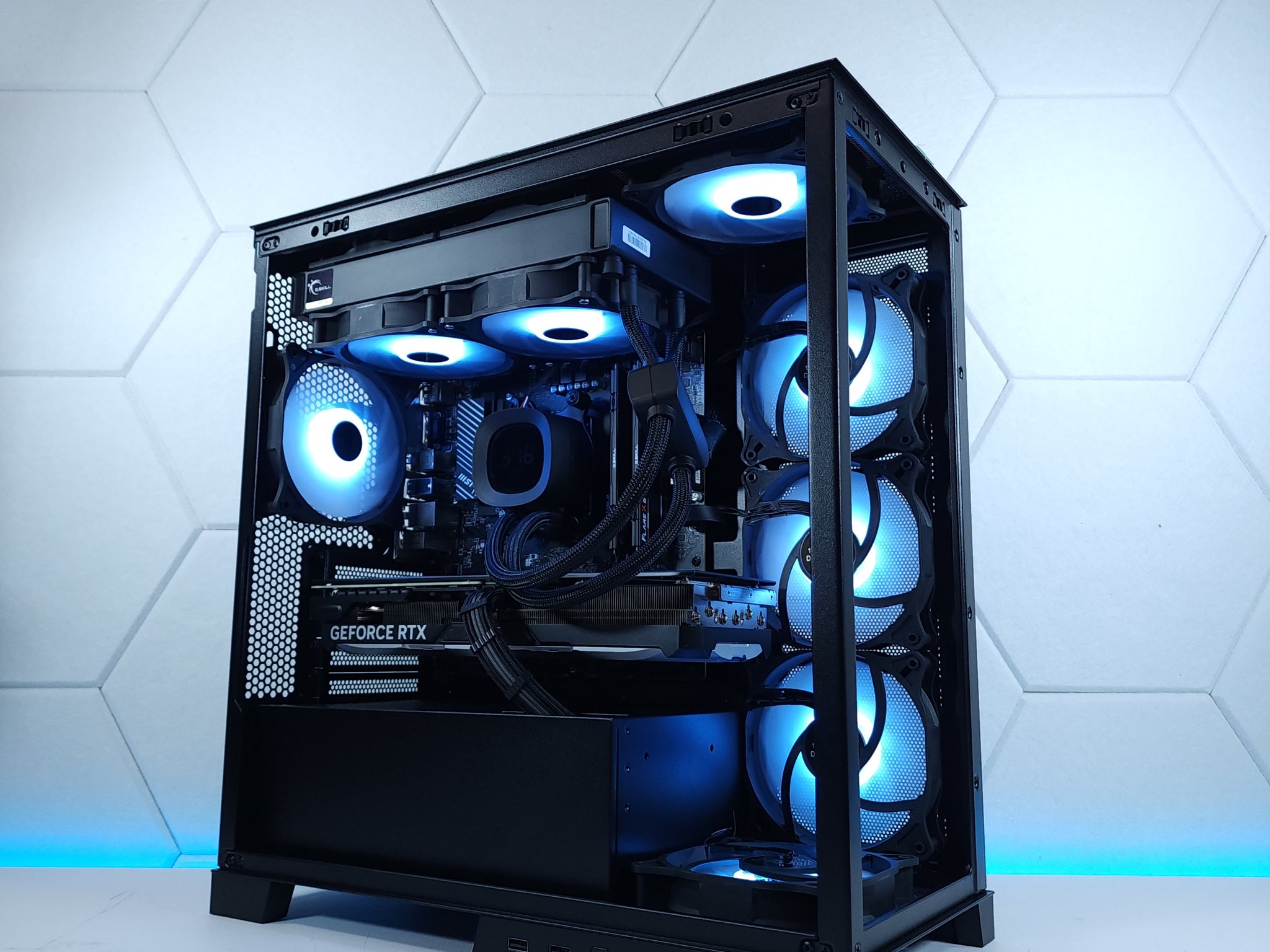 💙RTX 4070 Ti ● Ryzen 7 7700X ● 32GB 6000MHz ● 2TB NVMe Gen 4b● 1440 Gaming Computer