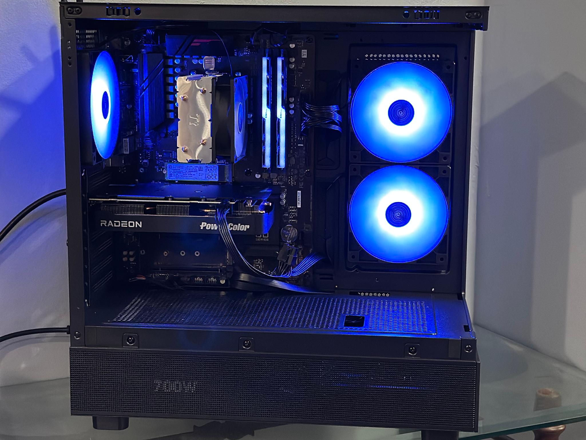Rx 9060 Xt 16gb, 1440p black gaming pc Beast