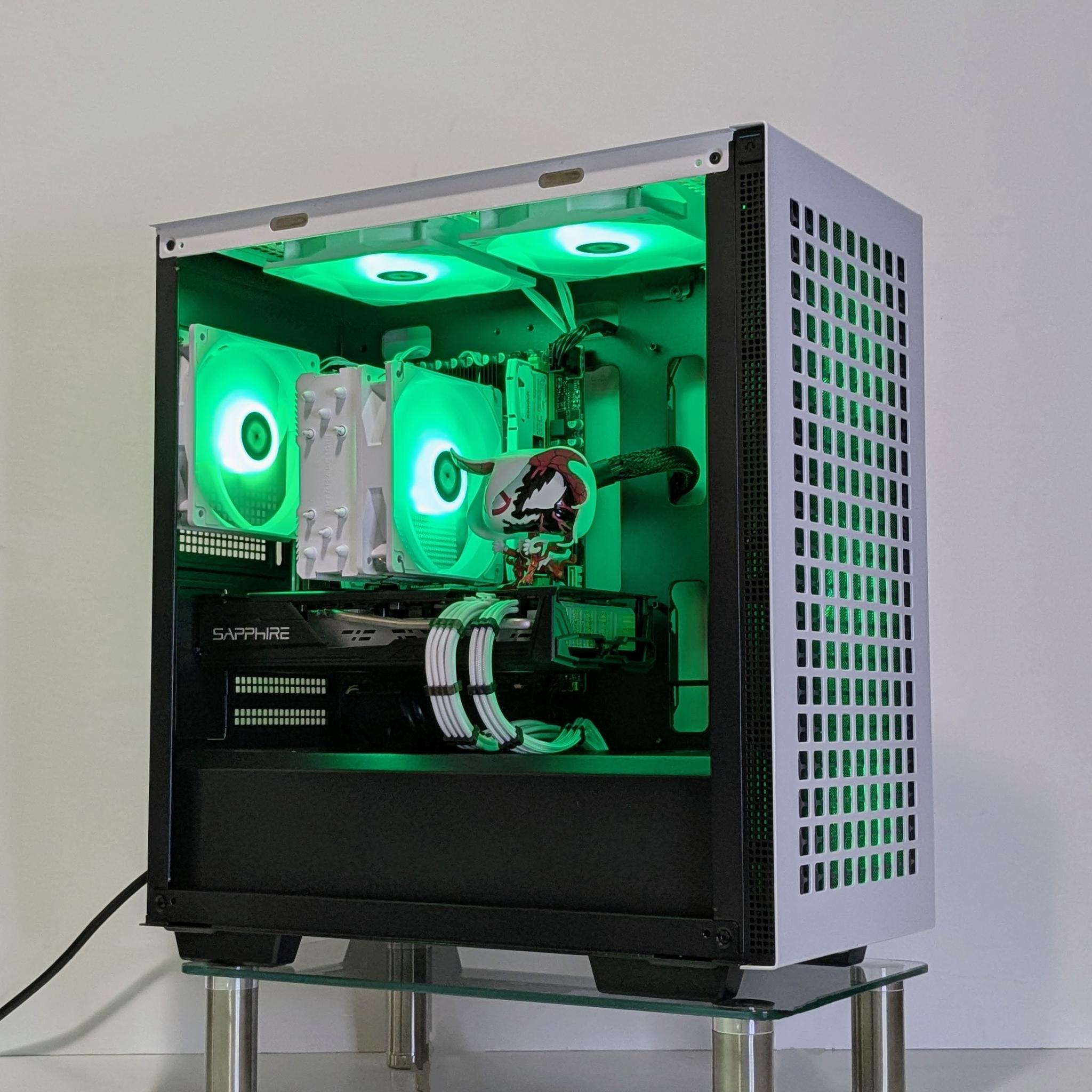 ⚪White Xeon🔥1080p Gaming PC⚪RX 5700XT⚪Intel E5-2680v3(12-c/24-t)⚪16GB DDR4⚪1TB NVMe SSD⚪️Windows 10