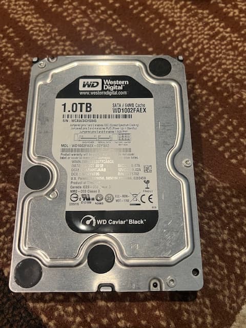 Western Digital Black Desktop  1 TB Internal Hard Drive HDD Sata 3.5 Inch.