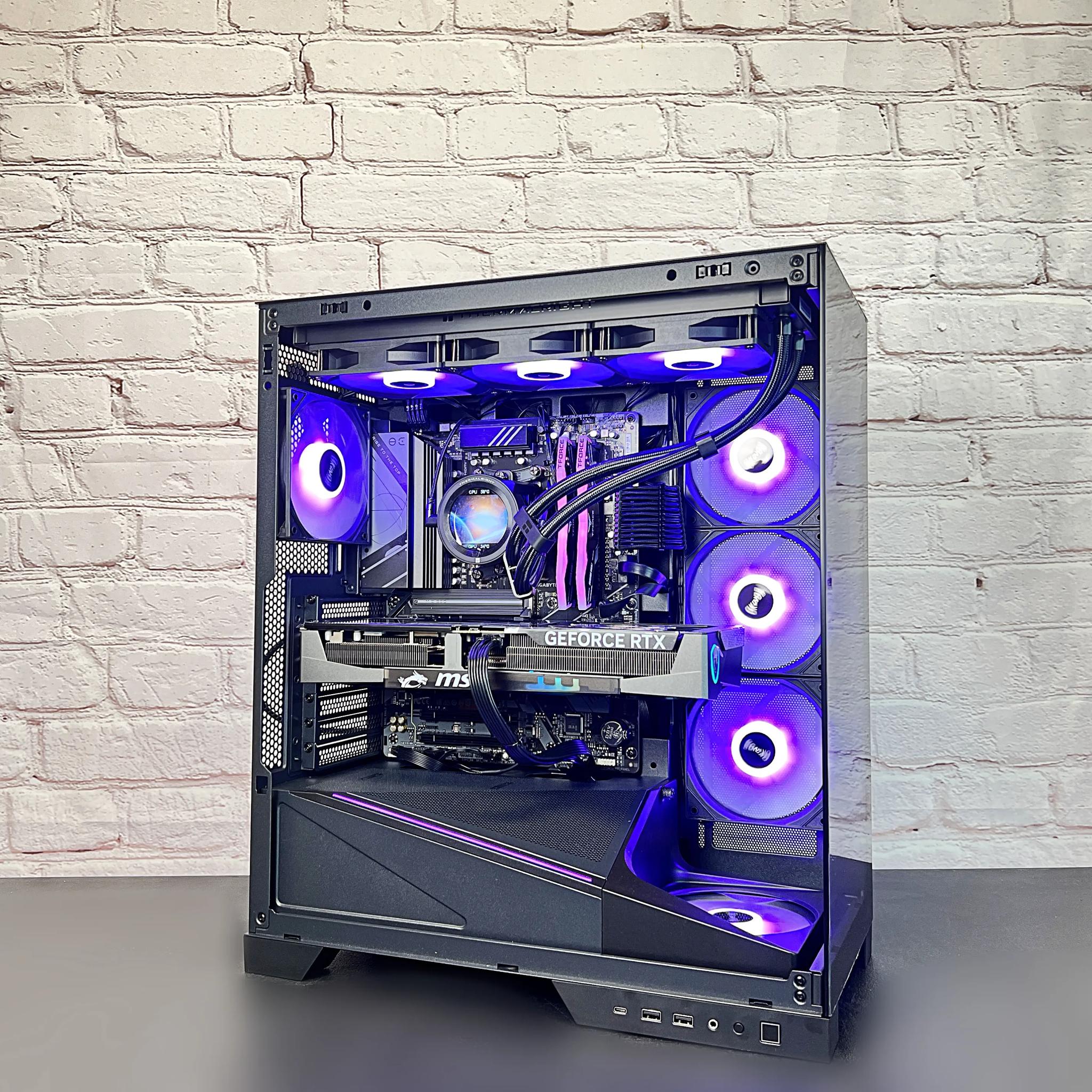 RTX 5070 TI  Ryzen 7800X3D 32GB DDR5 2TB M.2 Win 11 Pro