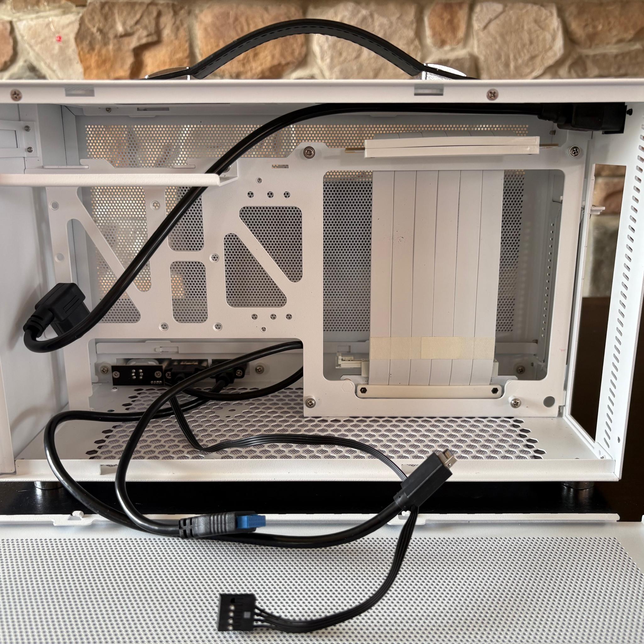 KXRORS S400 Mini-ITX PC case - White