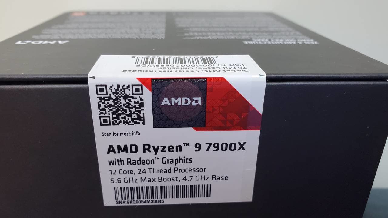 AMD Ryzen 9 7900X 12-core 24-thread desktop processor