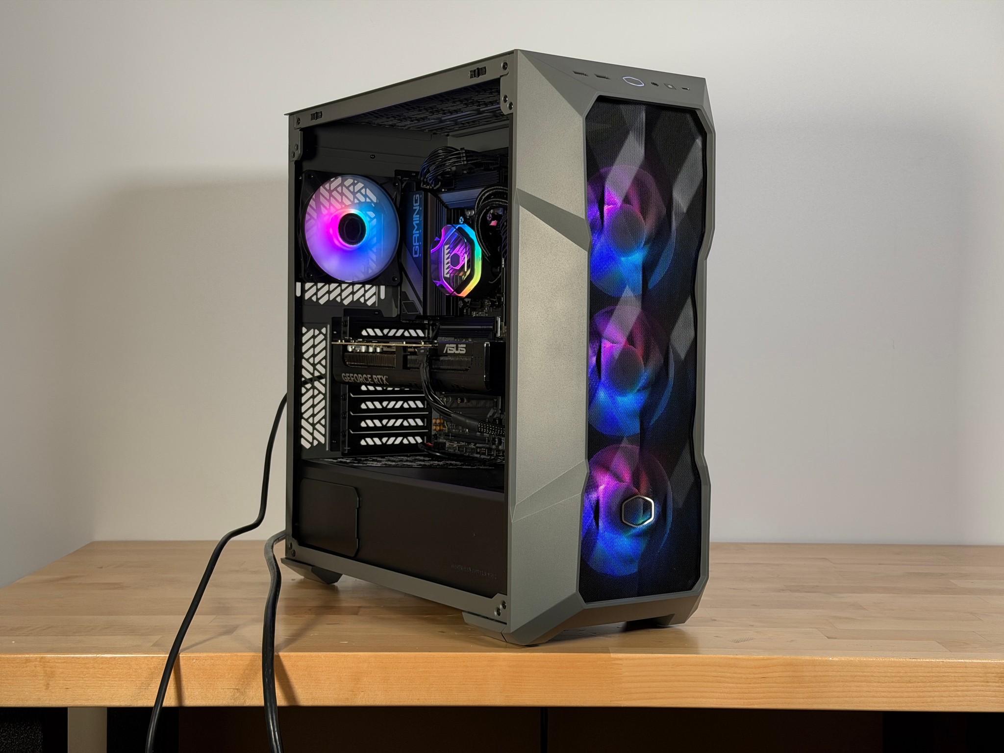 RTX 5070ti Ryzen 7 7800x3d Gaming PC