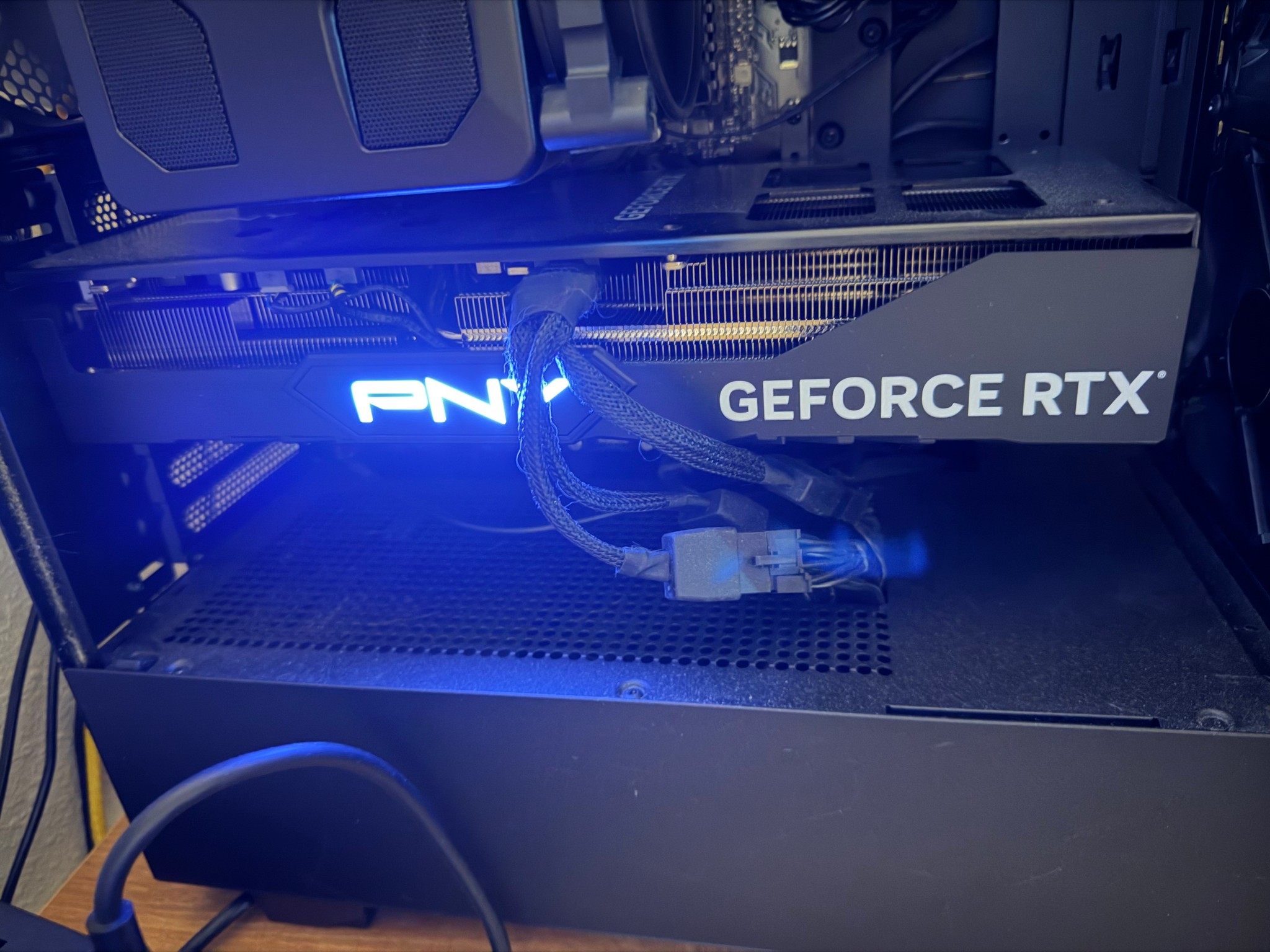PNY RTX 4080 Super VERTO OC 16GB