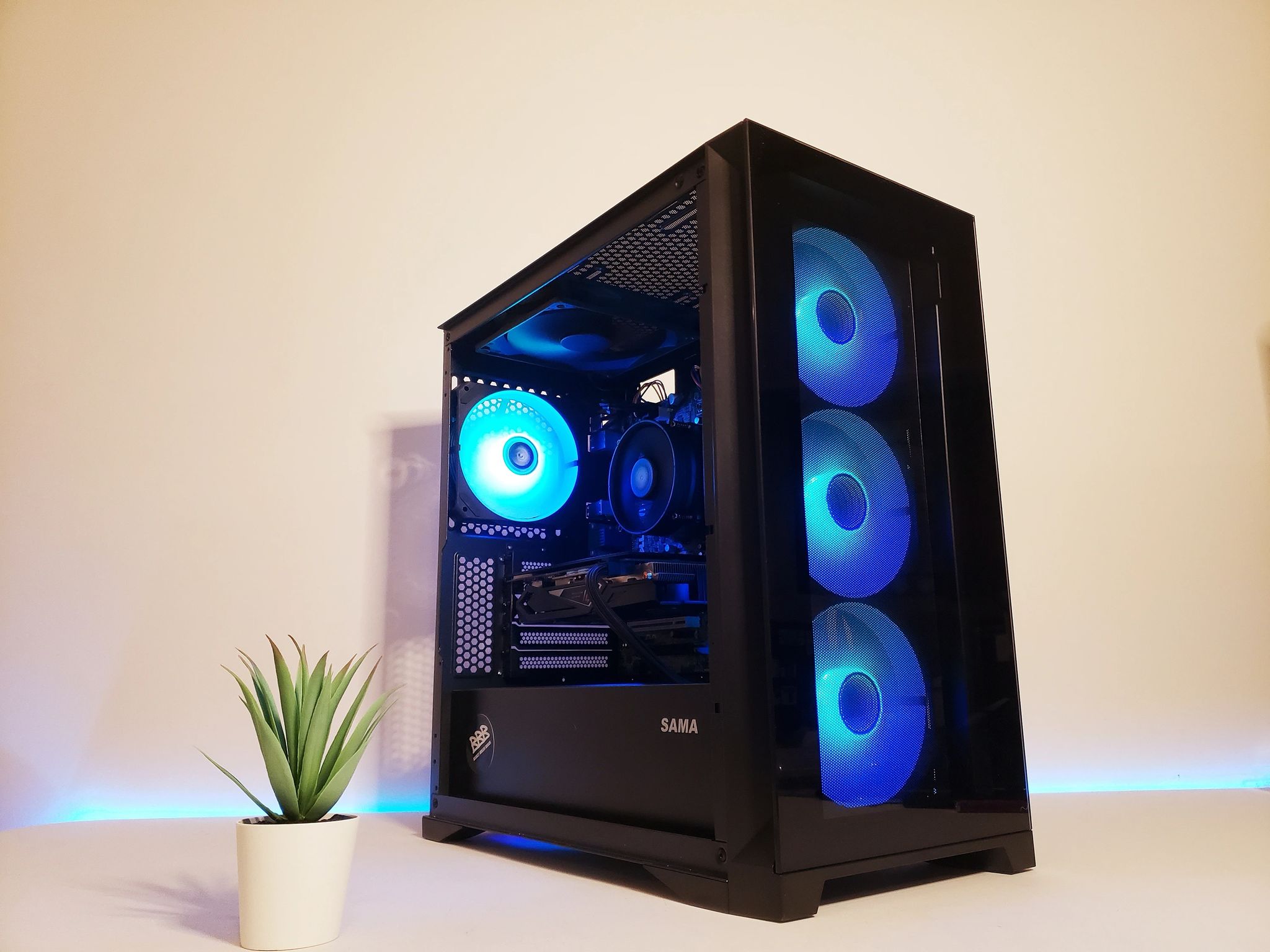 Budget Gaming PC | ⚙️RX570 | Changeable RGB Lighting ✨ |
