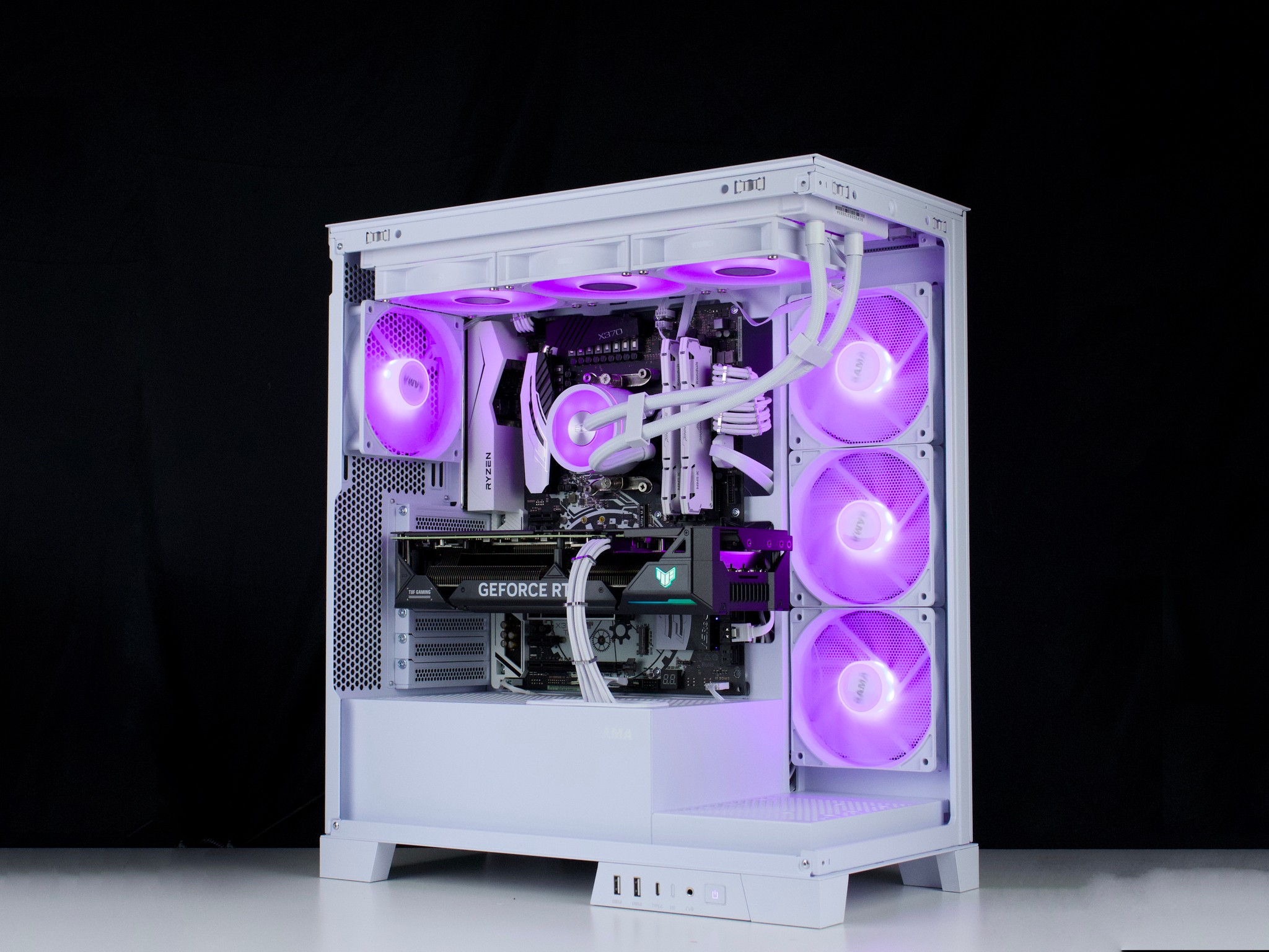 ❄️🧊💎- Whiteout 1440P Gaming PC | RTX 4070, Ryzen 7 5700X, 32GB RAM, 960GB SSD ❄️🧊💎