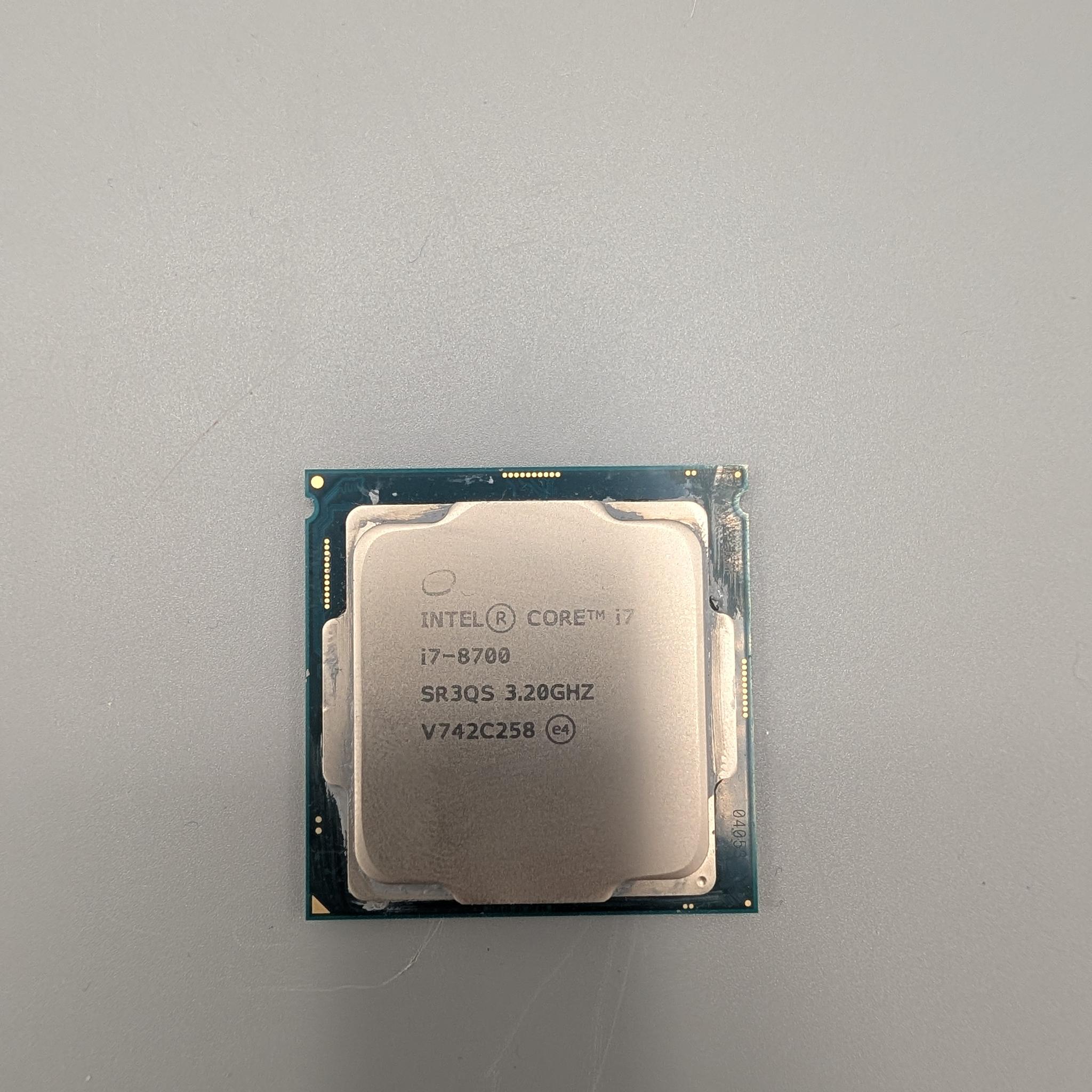Intel Core i7-8700 READ