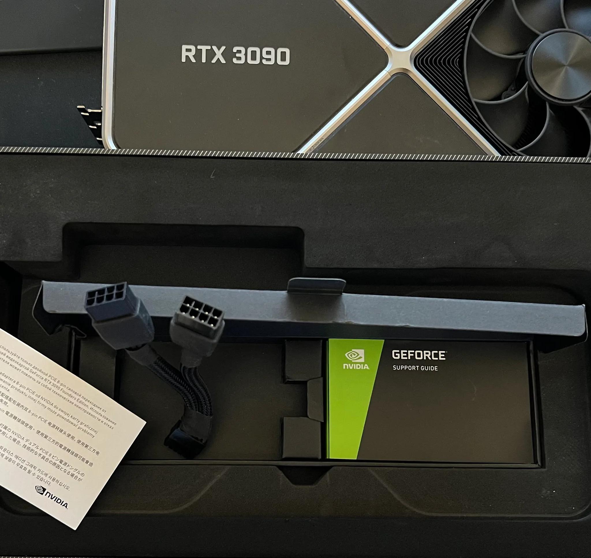 NVIDIA GeForce RTX 3090 Founders Edition - Used - Good Condition - NEVER MINED WITH