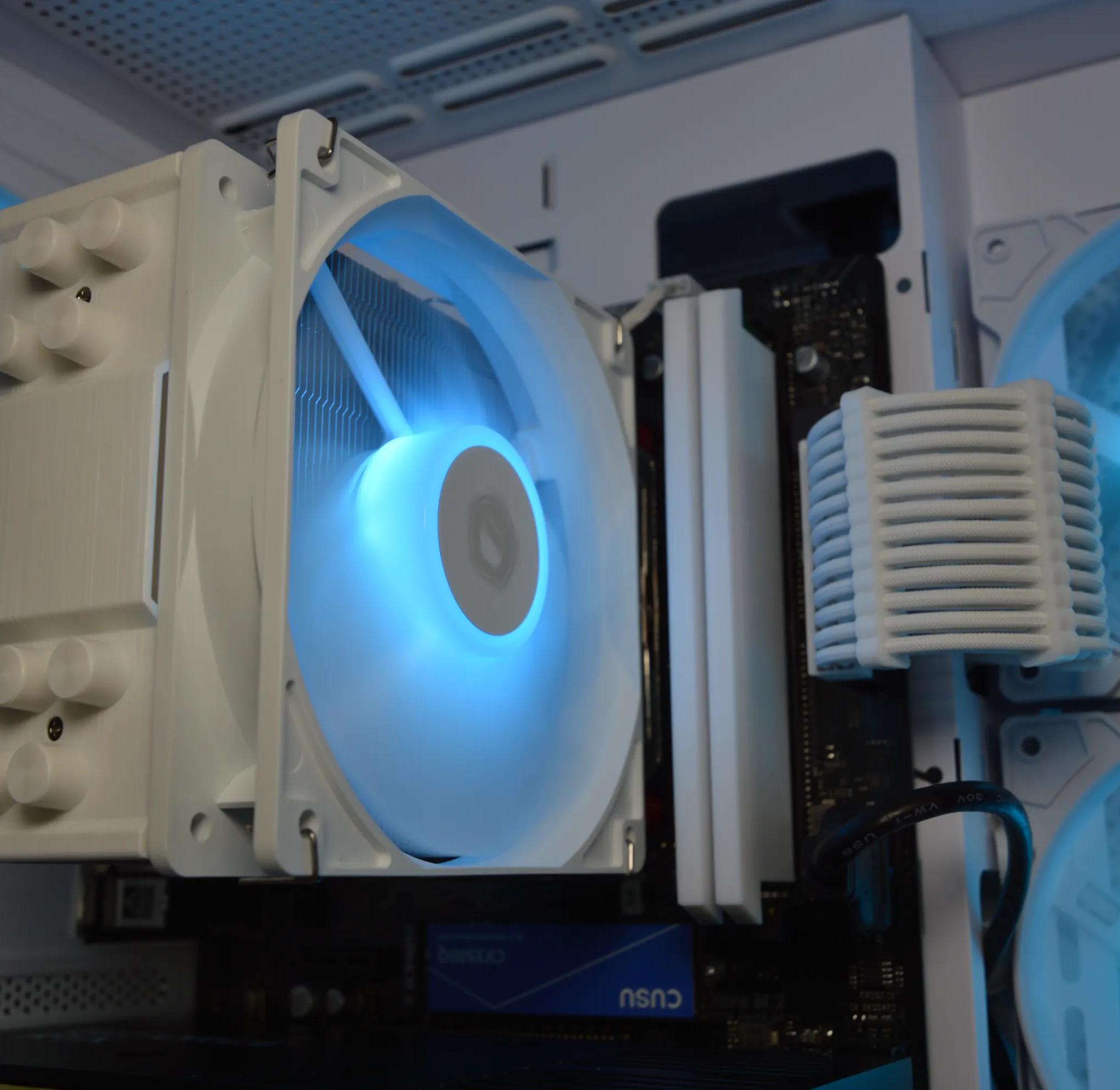 ❄️⬜| RTX 4060 Ti 8GB | RYZEN 5 5600 | 16GB DDR4 RAM | 1TB NVME SSD | Snow Box |