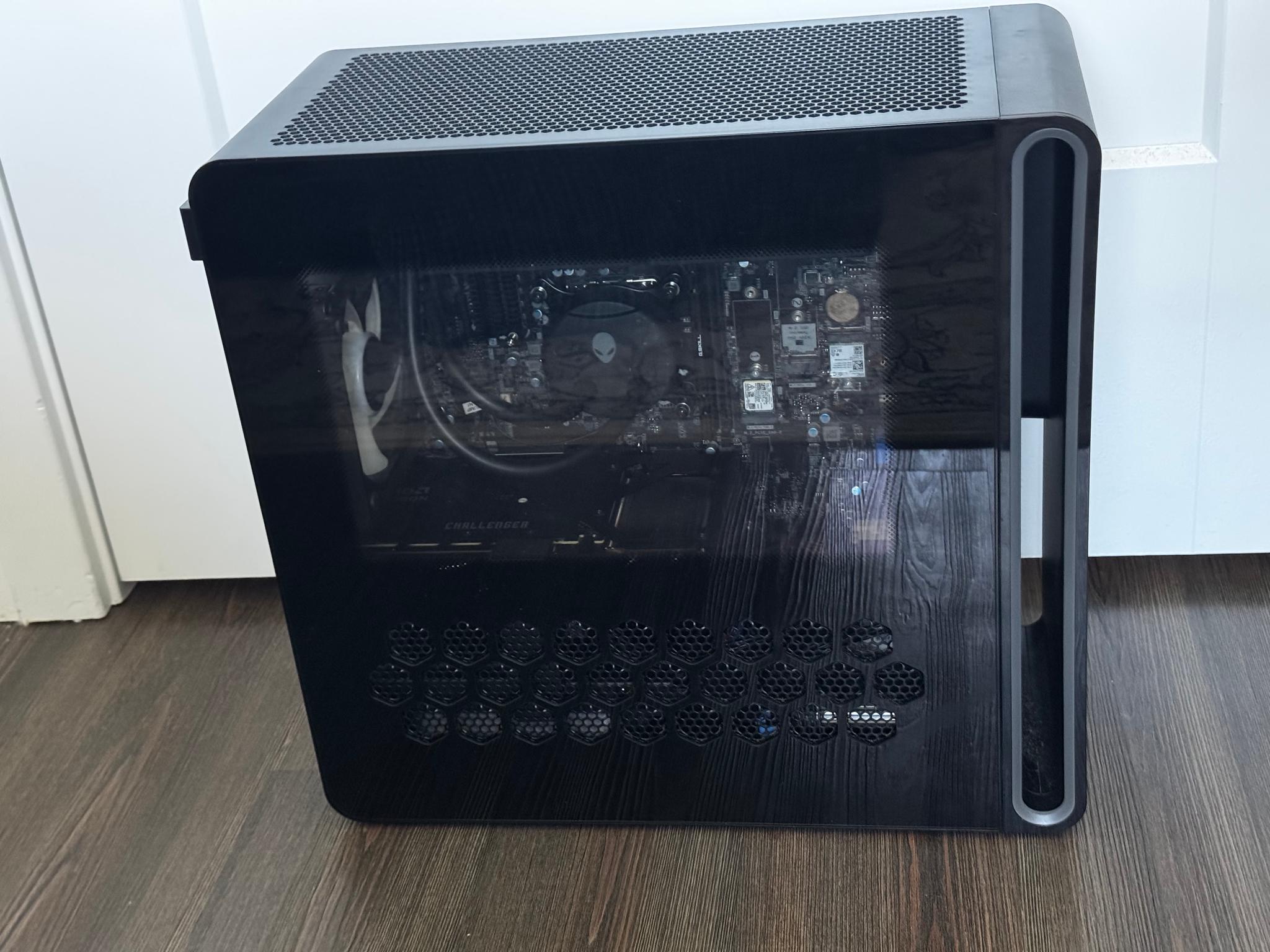 Alienware 265K 9060xt PC