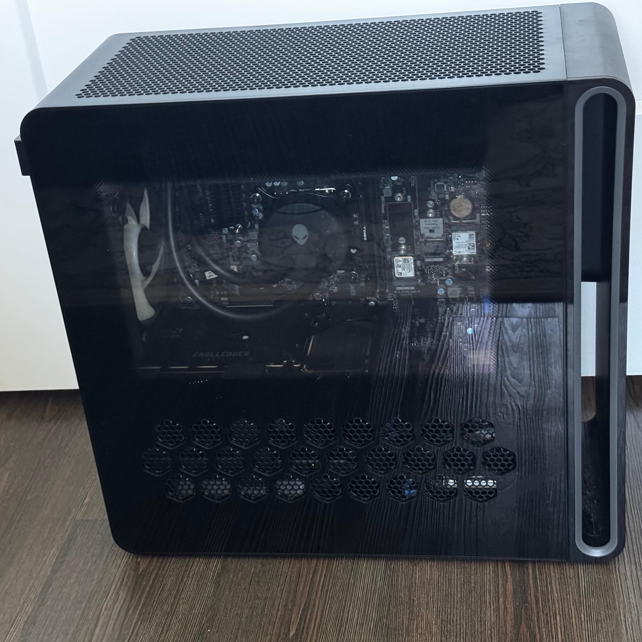 Alienware 265K 9060xt PC