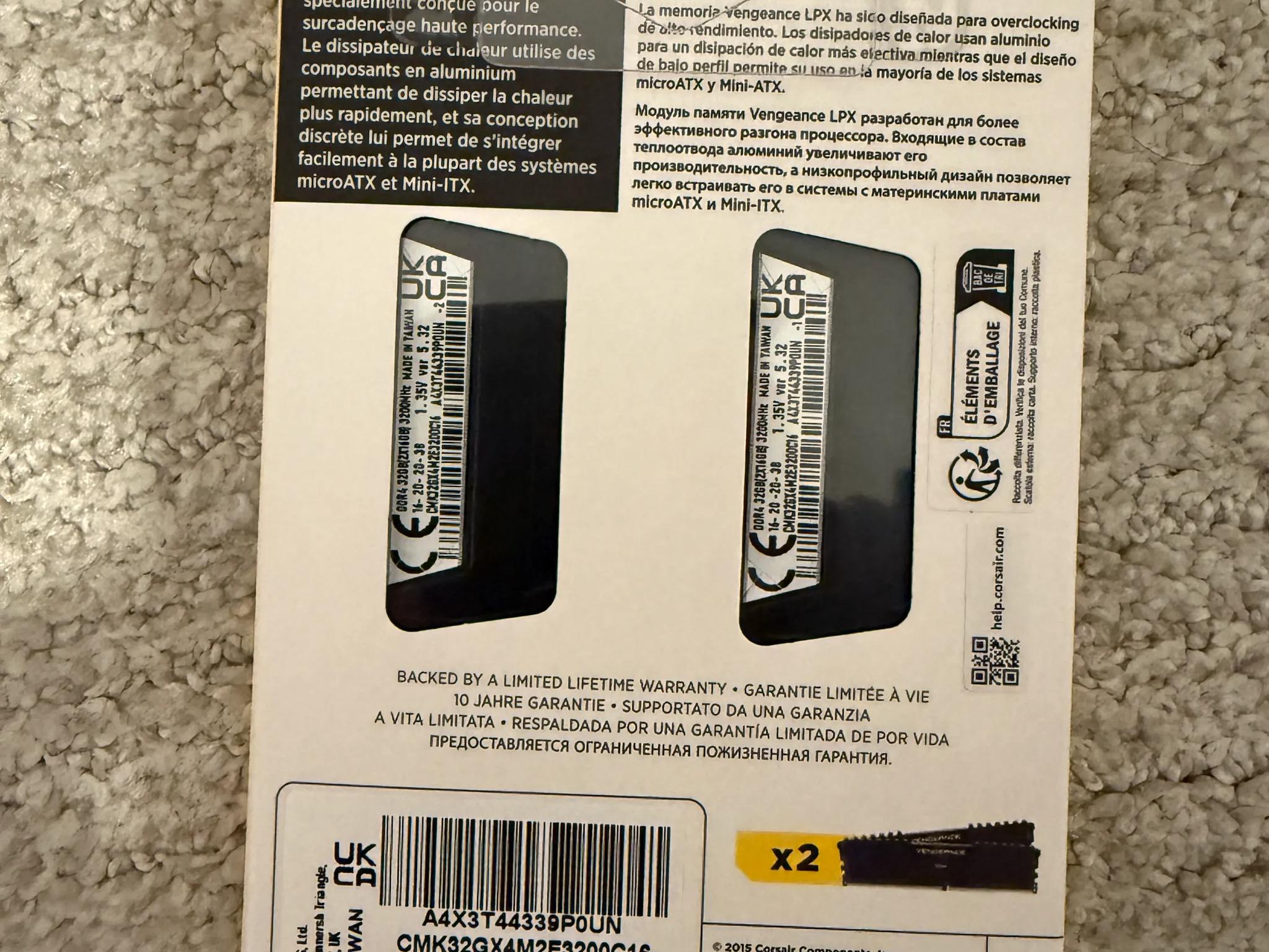SEALED UNOPENED DDR4 32 GB (2X16 GB) 3200MHZ CORSAIR VENGEANCE DESKTOP MEMORY SEALED