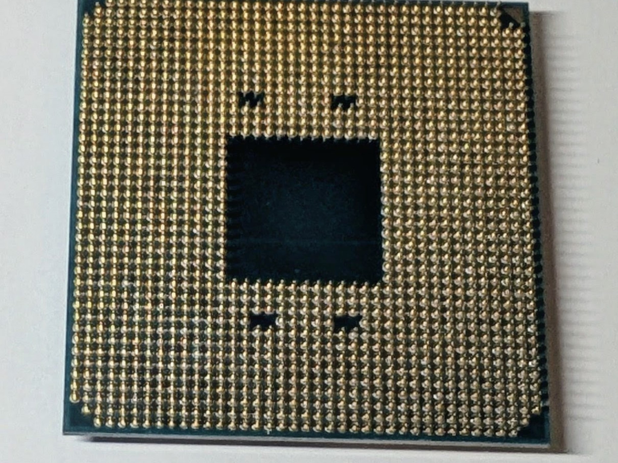 AMD Ryzen 9 3900X