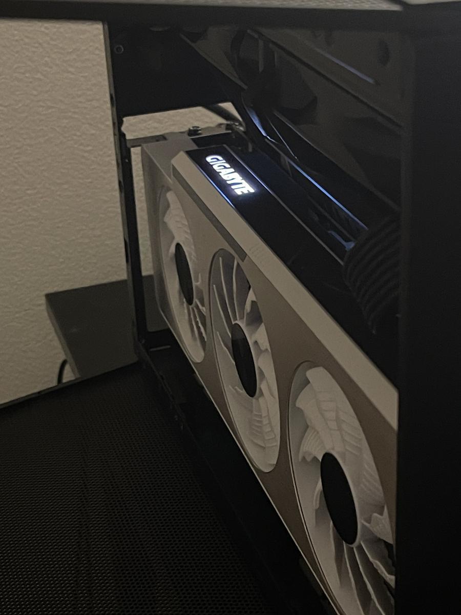 Glorious SFF Mini ITX PC