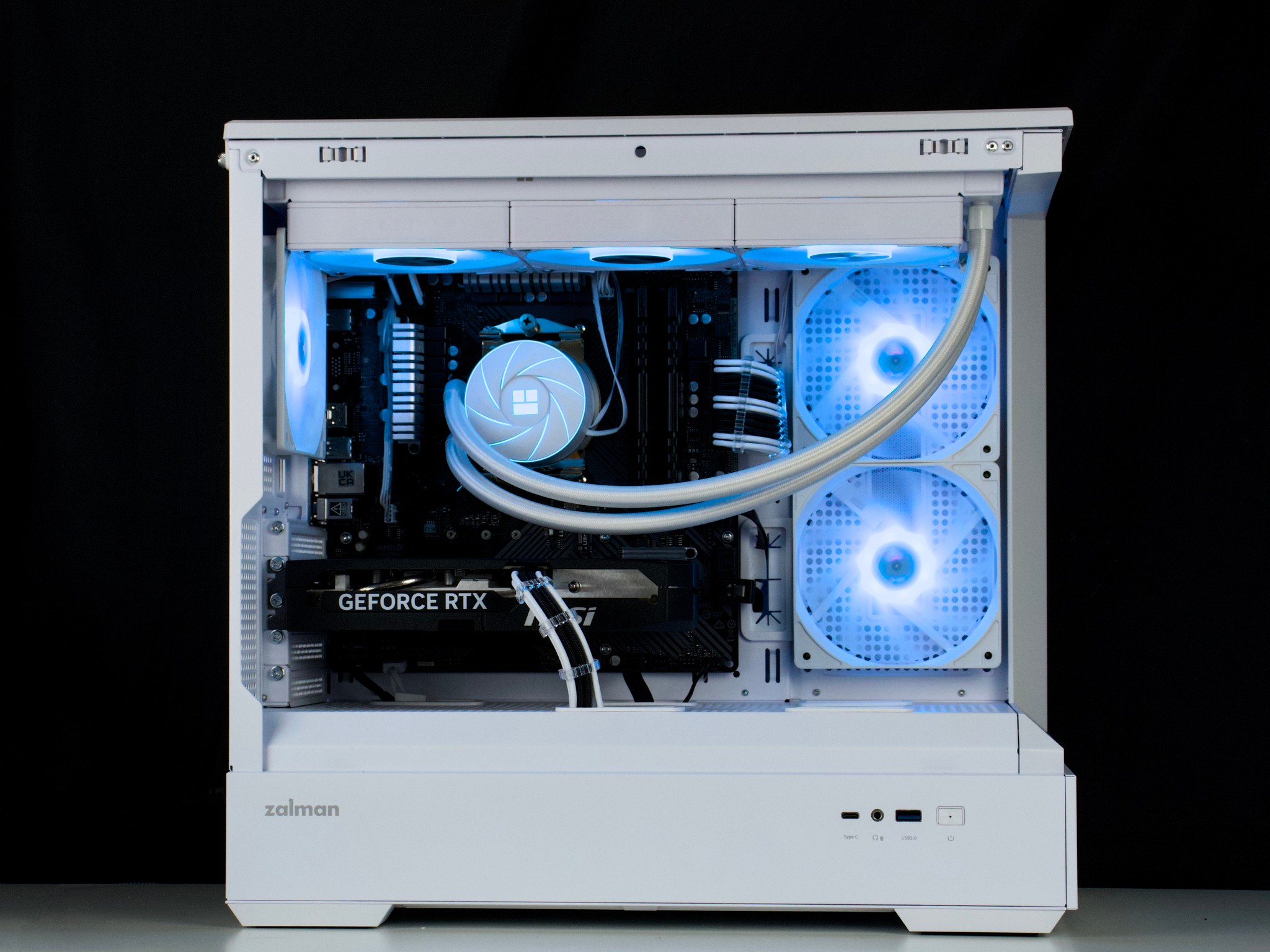 🧊❄️🧊 White Gaming PC – RTX 5060 TI, Ryzen 7 5700X, 32GB RAM, 1TB SSD - WiFi 🧊❄️🧊