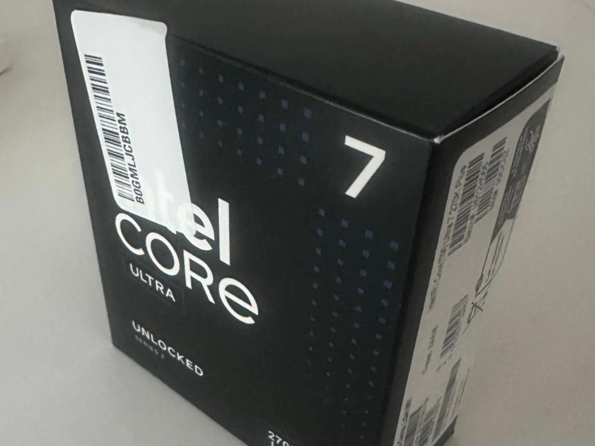 Gigabyte z890 Aorus master + Core ultra 270K + 500 GB NMVE