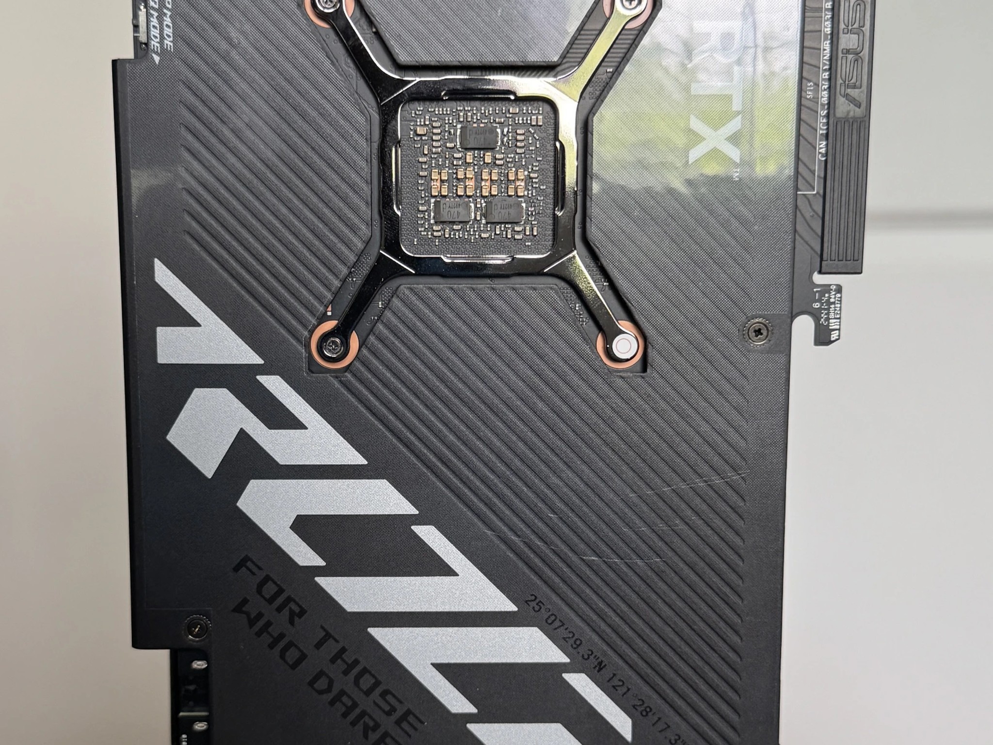 ASUS ROG Strix GeForce RTX 4070 SUPER 12GB GDDR6X OC Edition (ROG-STRIX-RTX4070S-O12G-GAMING)