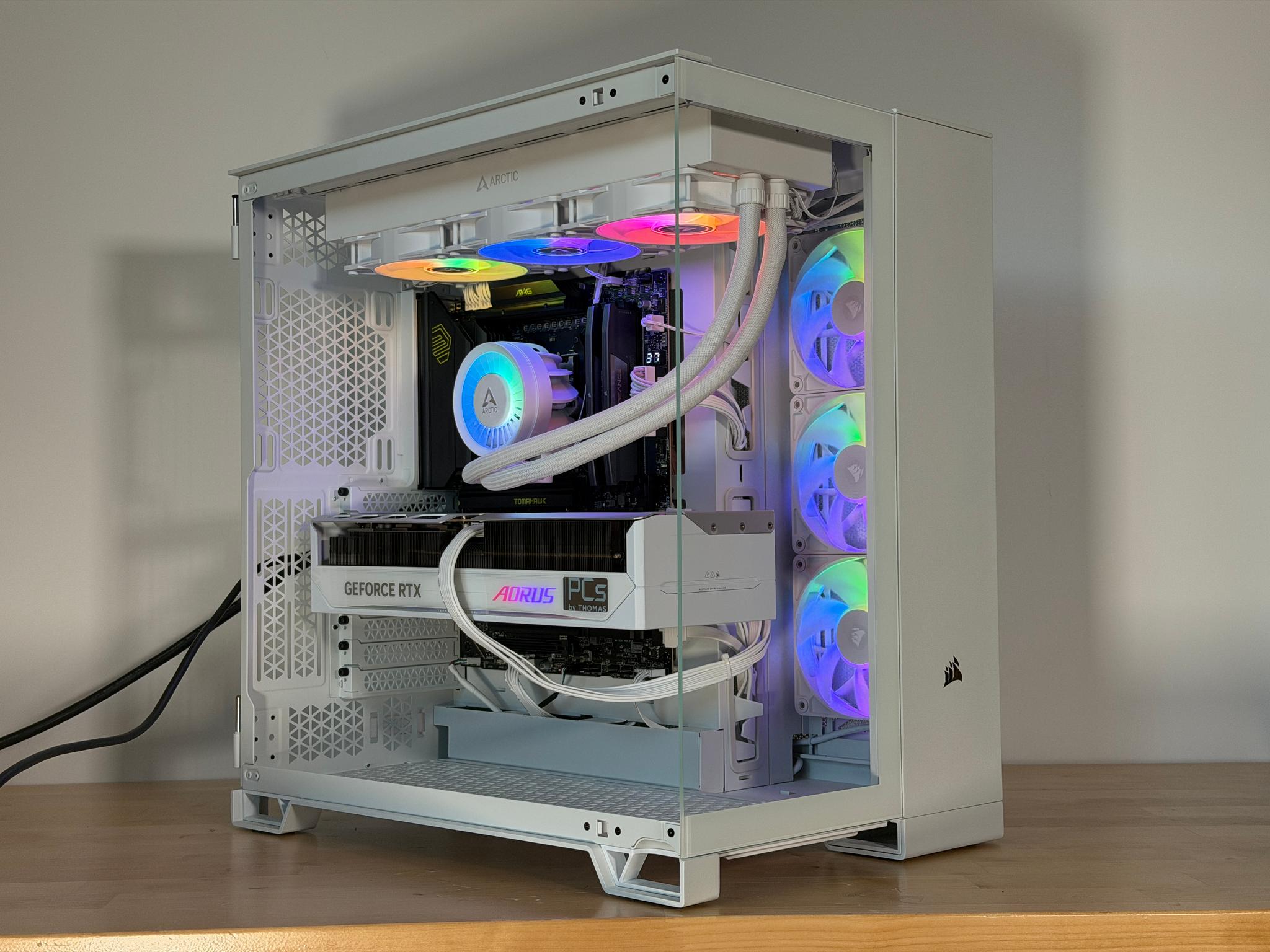 RTX 5080 Aorus Master Ryzen 7 9800x3d Gaming PC
