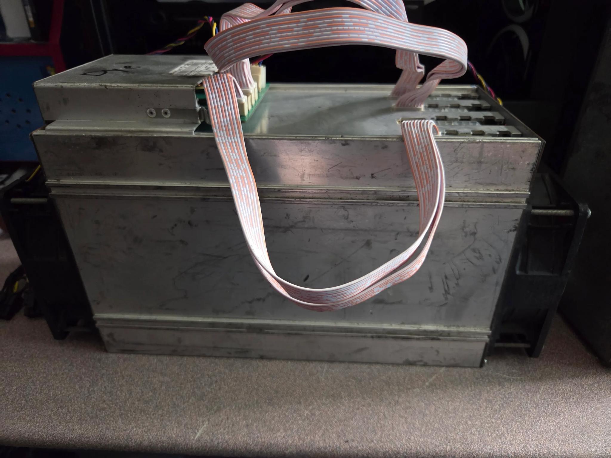 AntMiner L3 Scrypt ASIC Litecoin Miner (L3 with PSU)