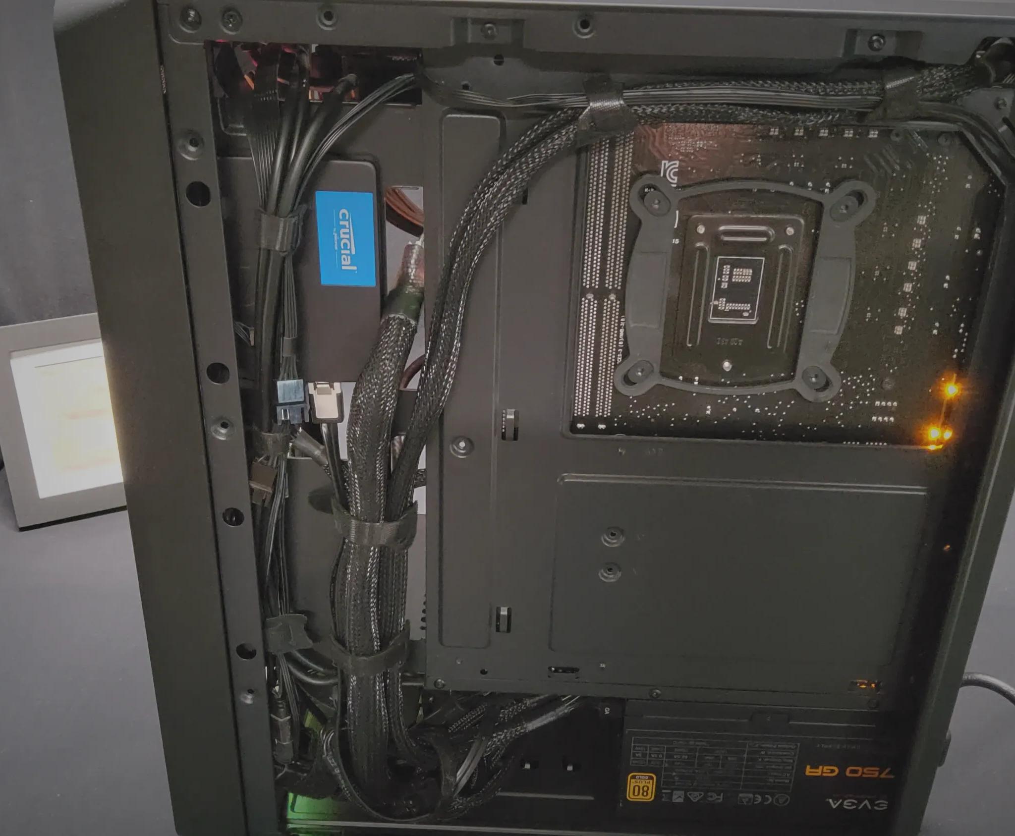 Intel i9 10900k Liquid Cooled - MSI RTX 3060