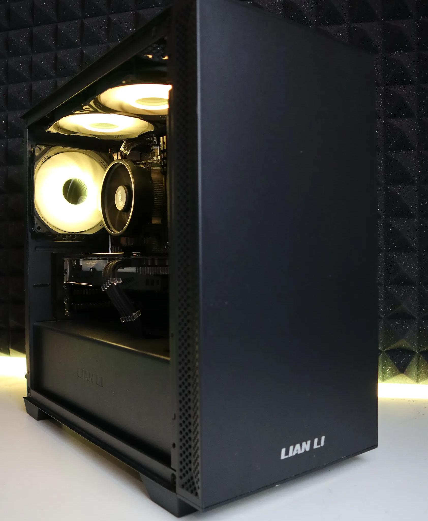 Bolt | Ryzen 3 1200/RX 560XT 8GB Gaming PC