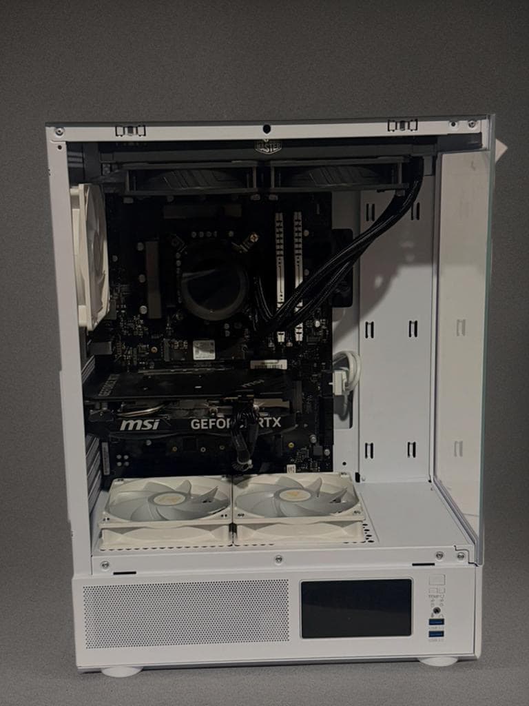 ⚫️OREO⚪️BEAST⚫️ | I7 11700KF | NVIDIA 4060 | 16GB DDR4 | 1TB SSD | BT/WIFI