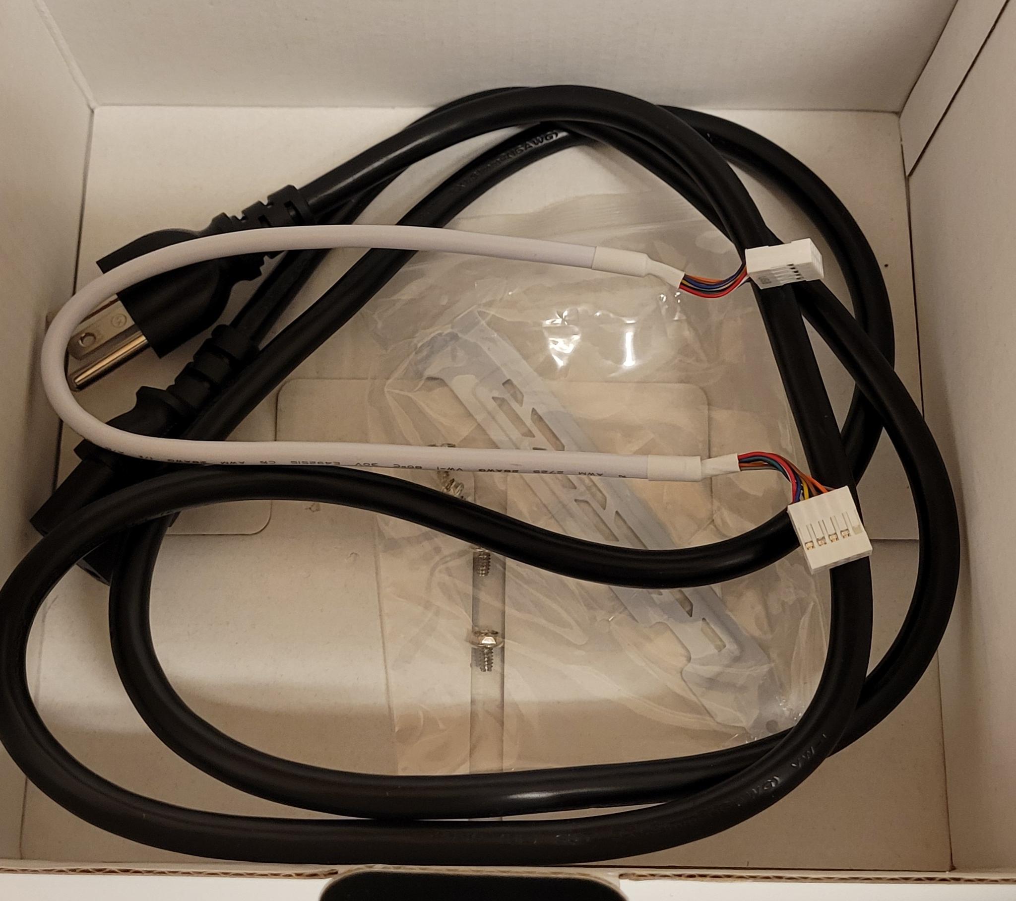 Lian Li Edge 1000W ATX 3.1 Power Supply, White