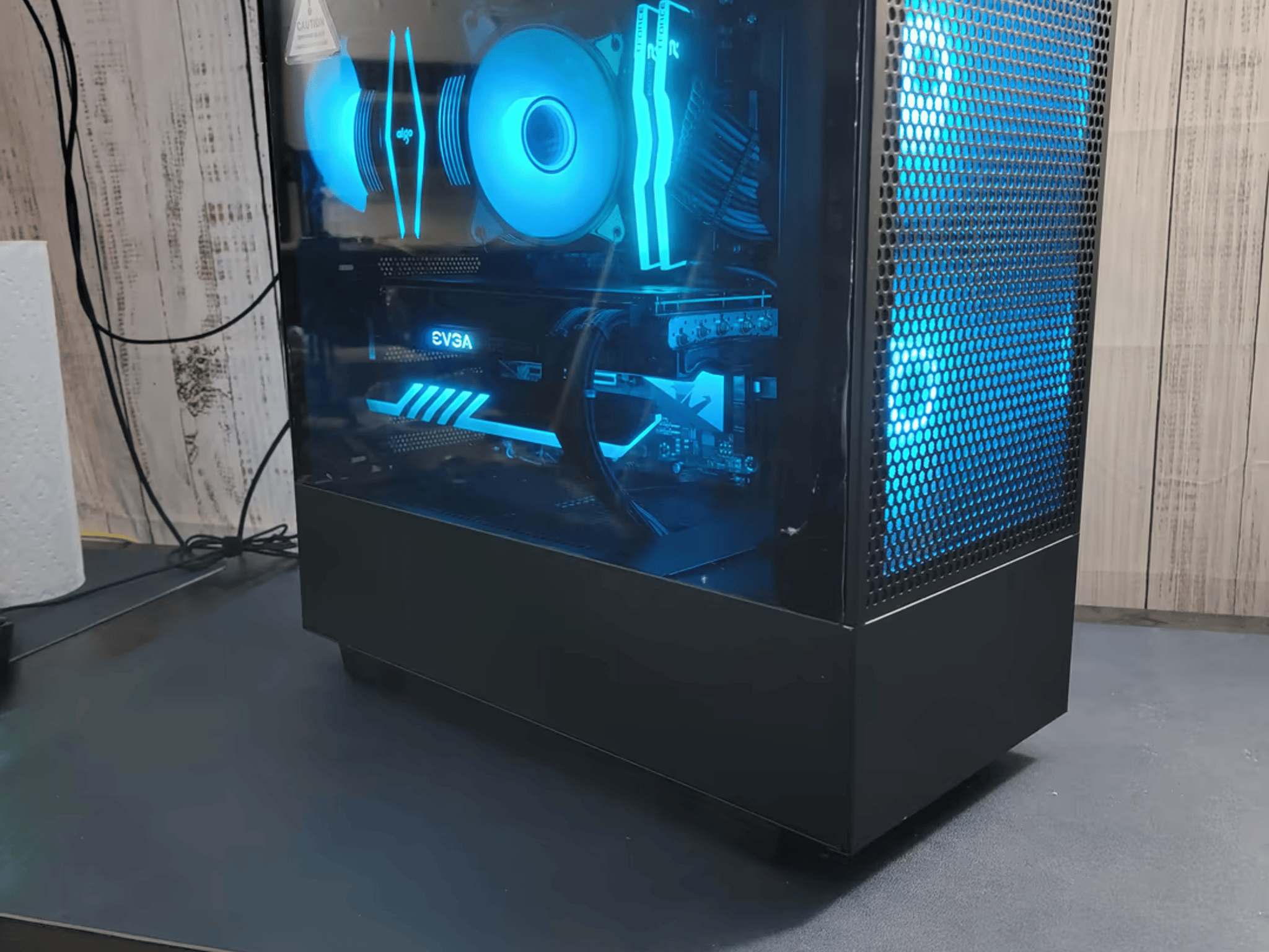 "The Flow" : Custom Gaming PC (5600X, 16gb ddr4, RTX 3060ti, 1tb NVME + 2tb HDD)