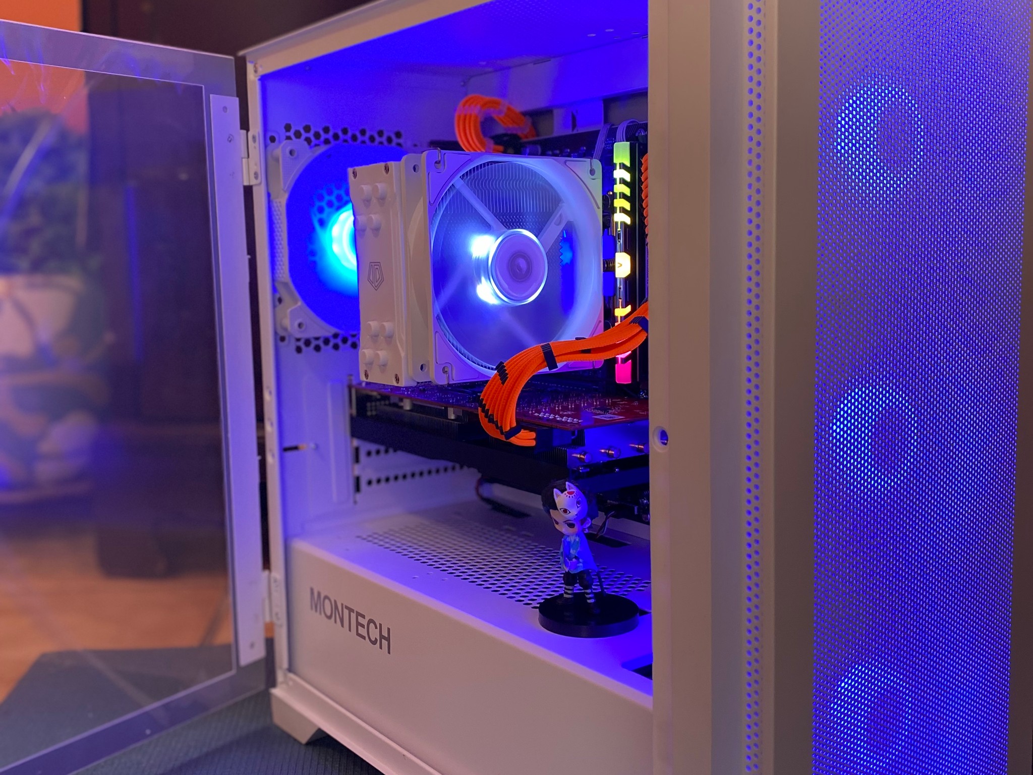 (White) Intel 10th Gen @4.0Ghz-RX 5700XT-w/ 1TB NVMe M.2 SSD-16GB DDR4 RAM-Windows 11 Pro