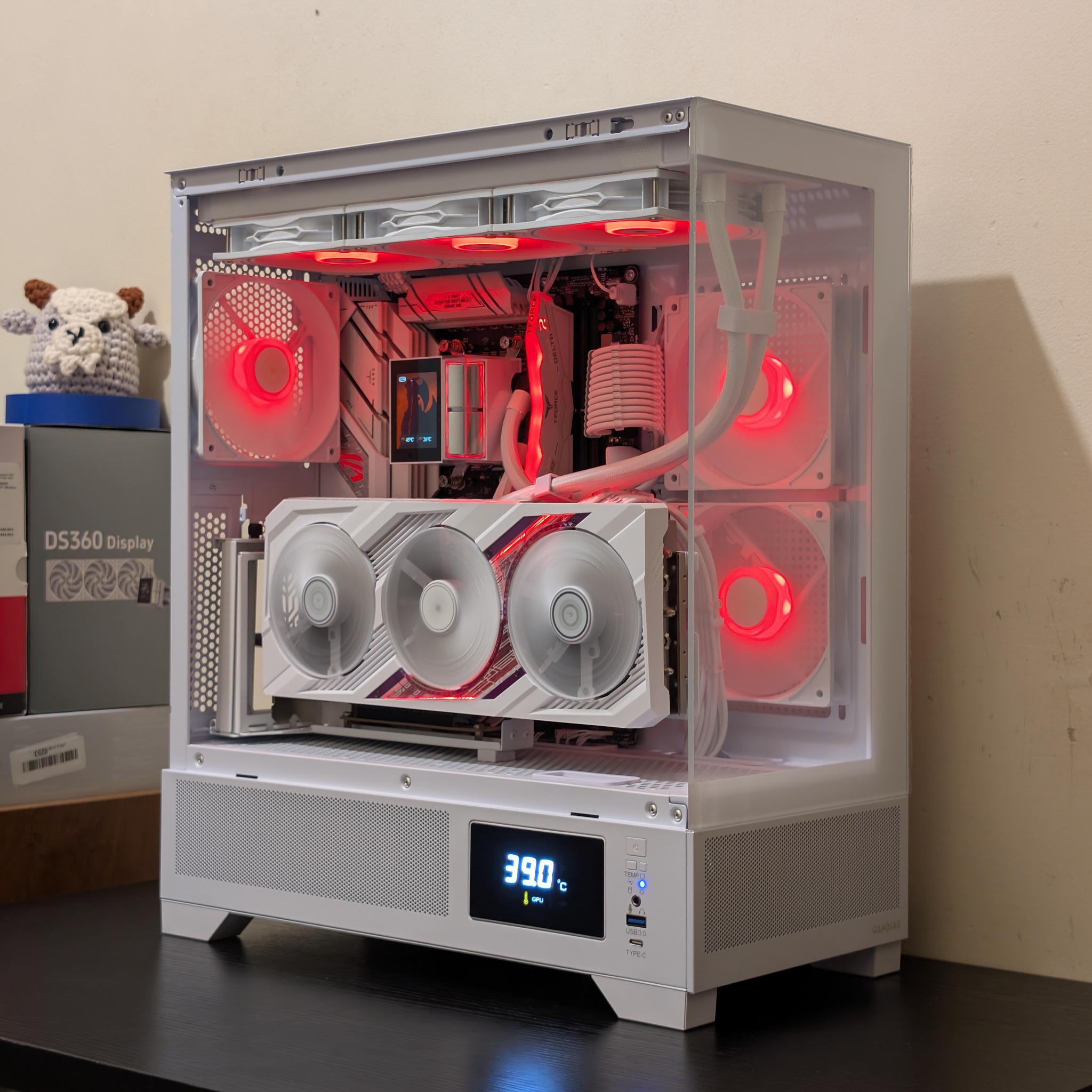 🤍🦢 4K Gaming Beast | RX 7900XT | Ryzen 7 7700X | 2TB SSD | 32GB RAM | WiFi 6 & Bluetooth 🦢🤍