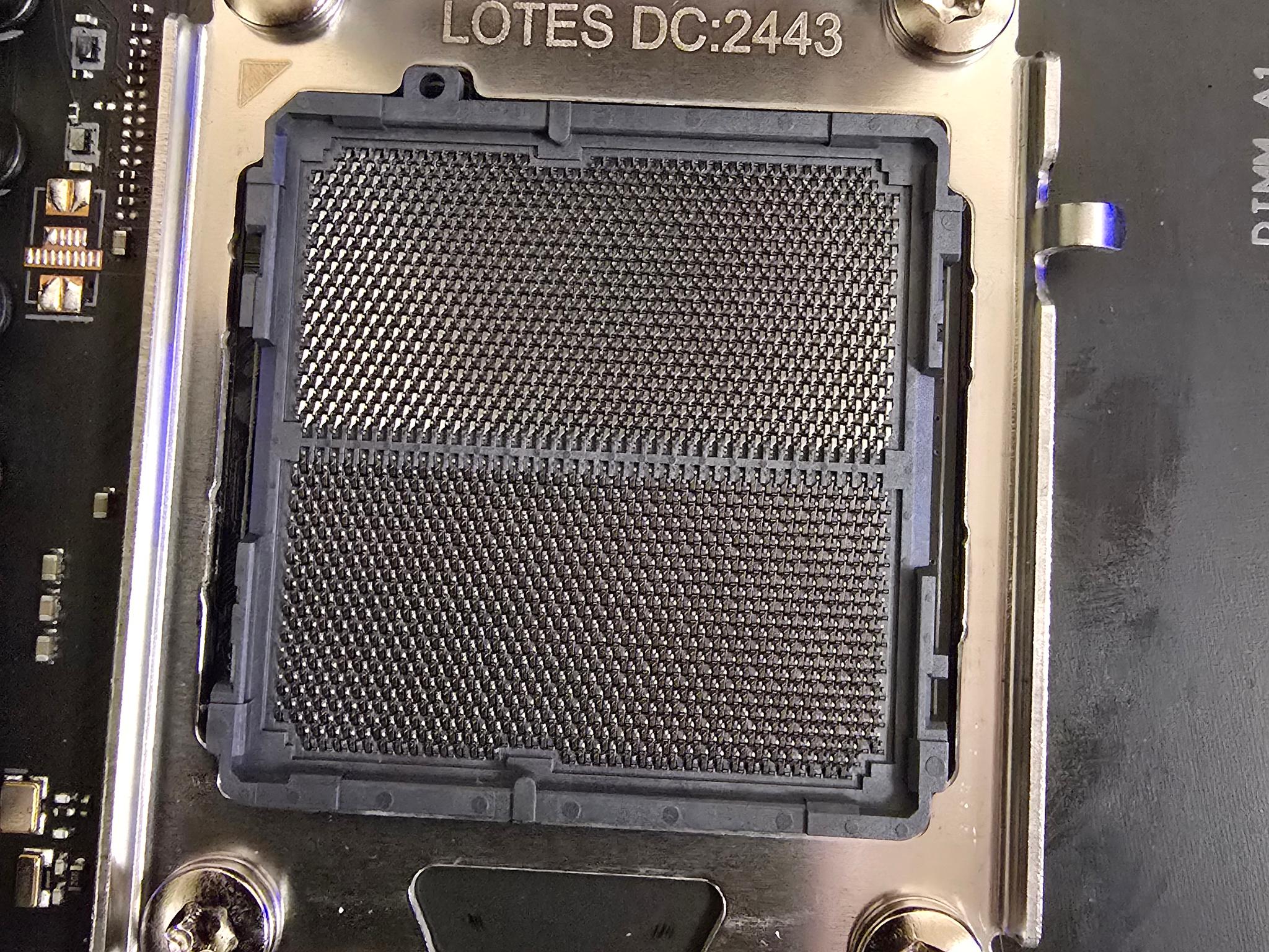 ASUS ROG Crosshair X670E Hero