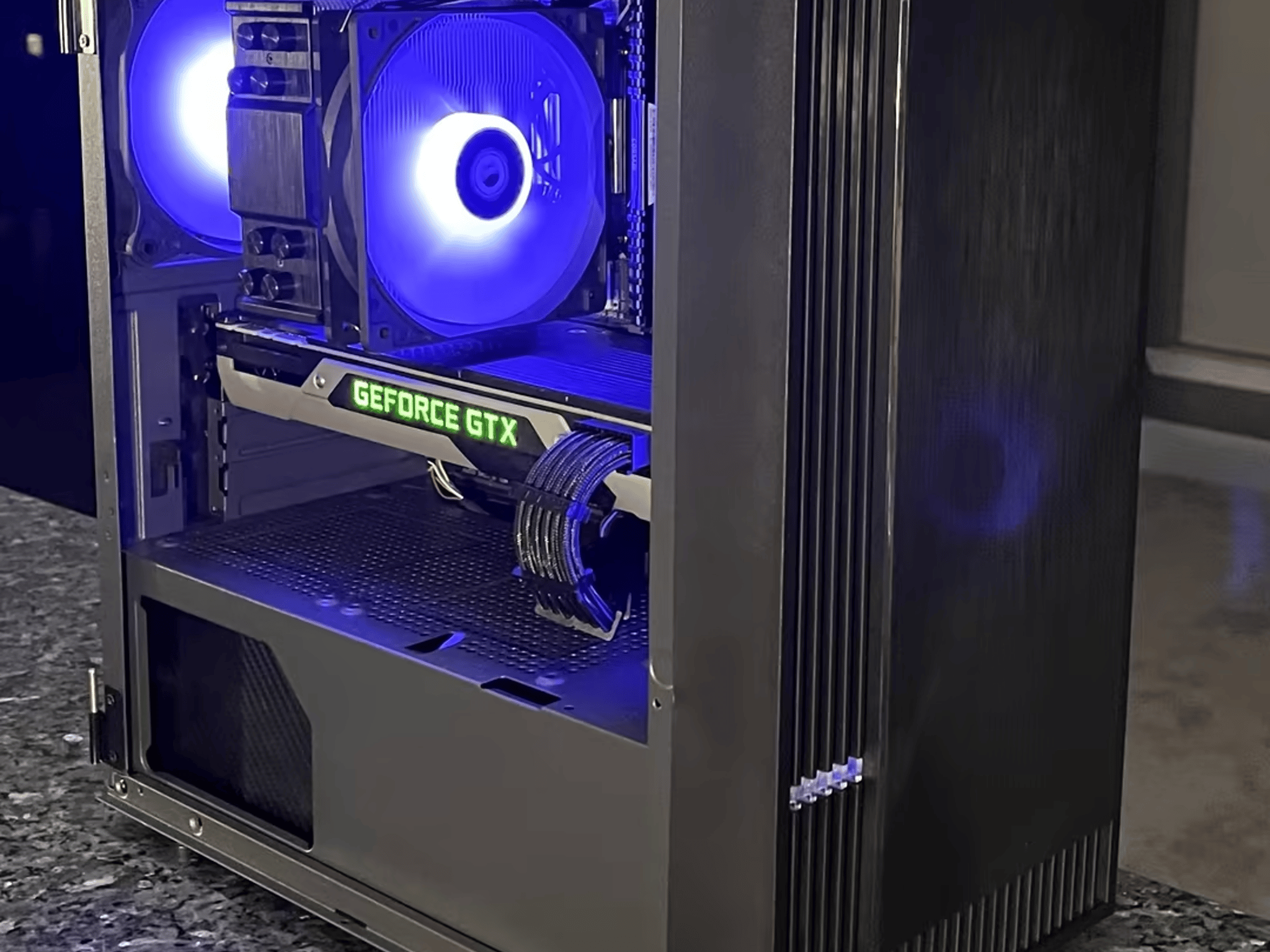 Carbon Compact// i5-9600k, GTX 970 4gb Budget Gaming PC