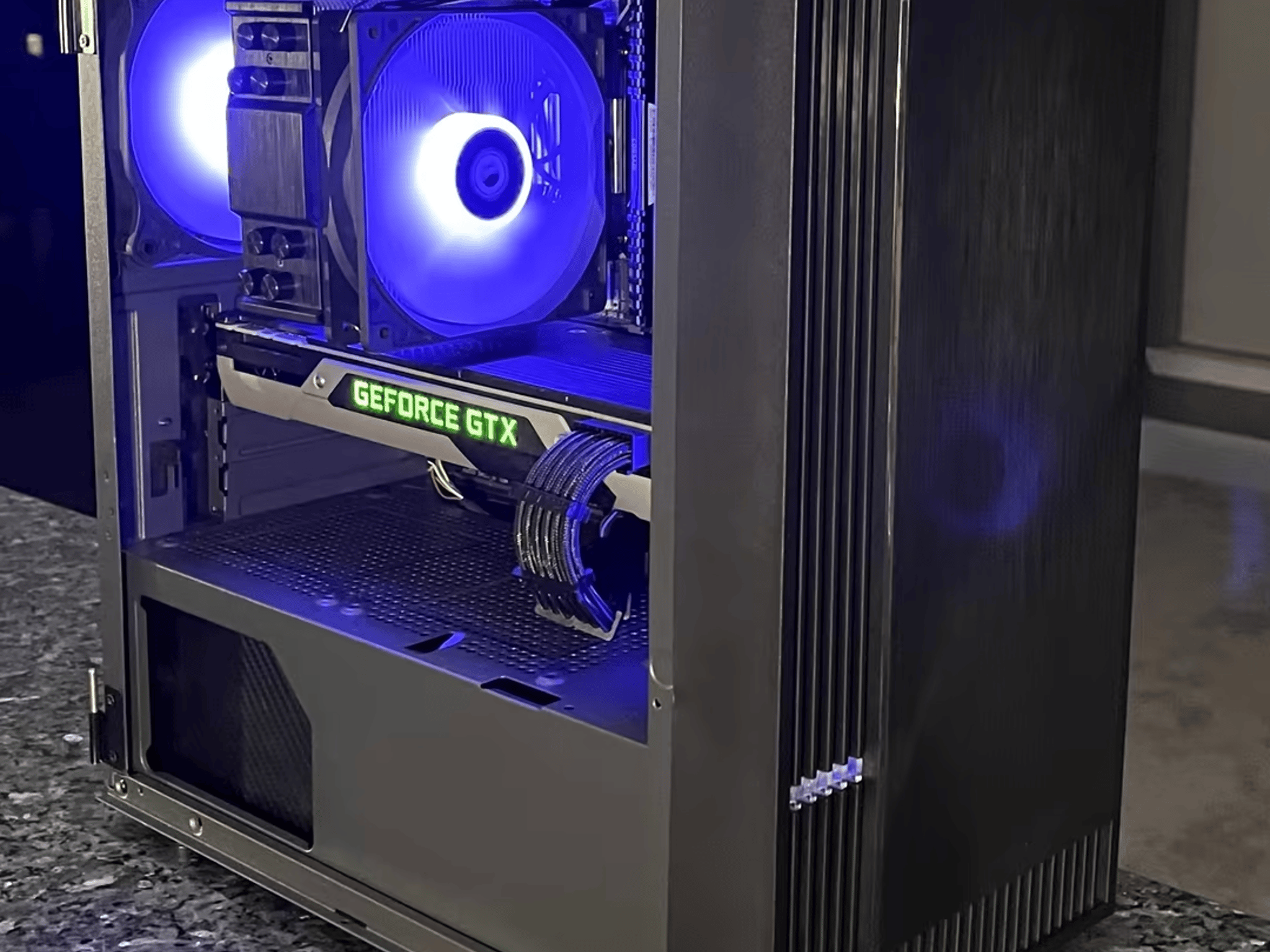 Carbon Compact// i5-9600k, GTX 970 4gb Budget Gaming PC