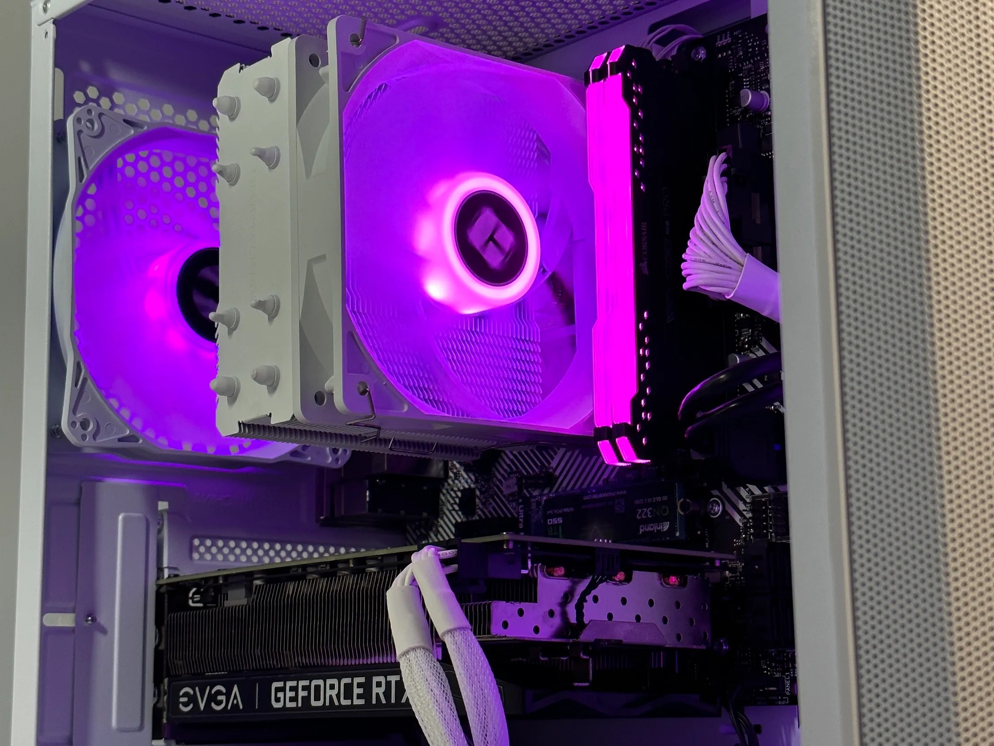 AMD Ryzen 5 5500/ RTX 2060 6GB Custom White RGB Gaming PC Bundle W/Keyboard/Mouse/Headset & Mic