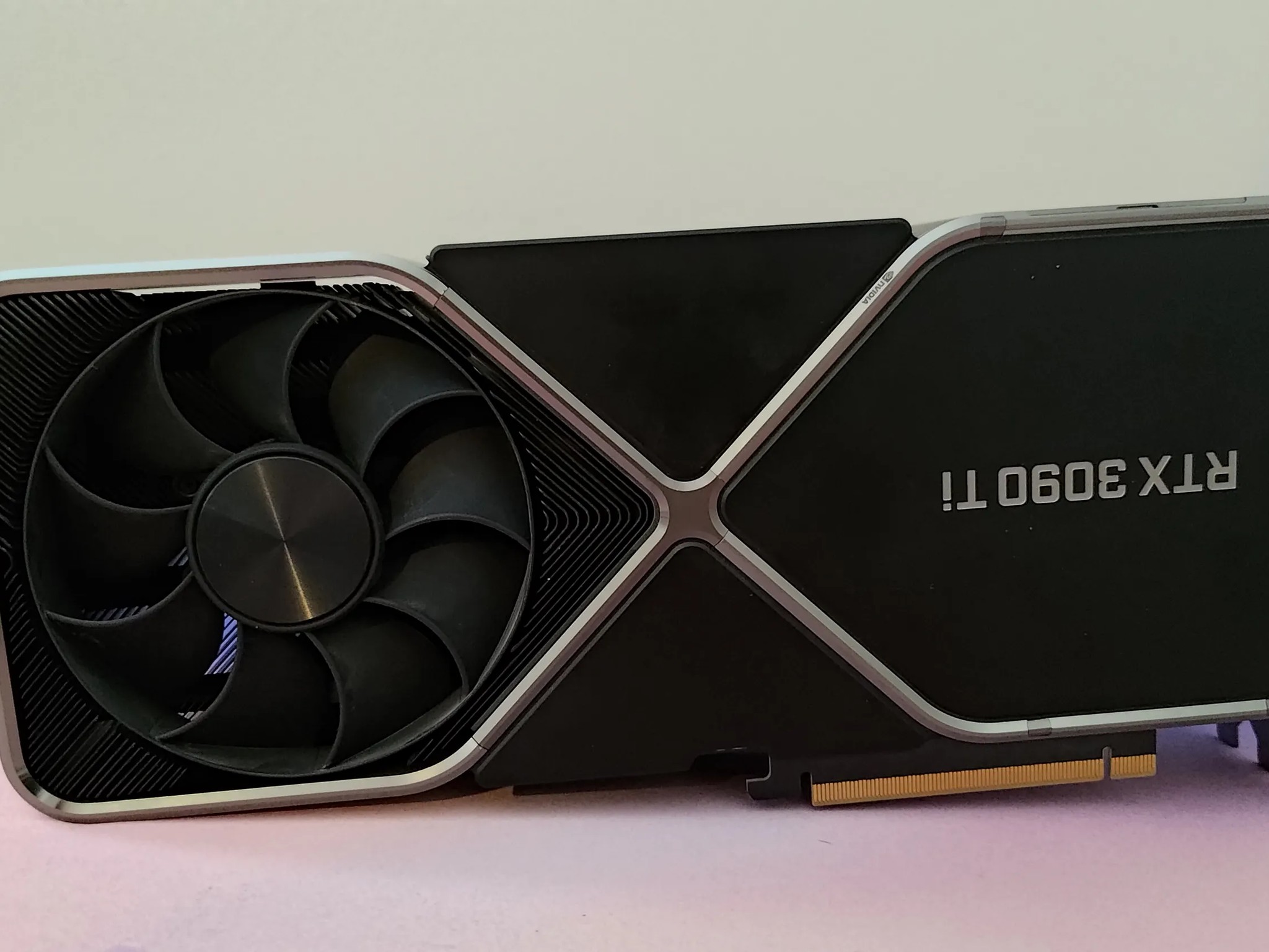 Nvidia RTX 3090Ti Founder's Edition **Missing 12VHPWR adapter**