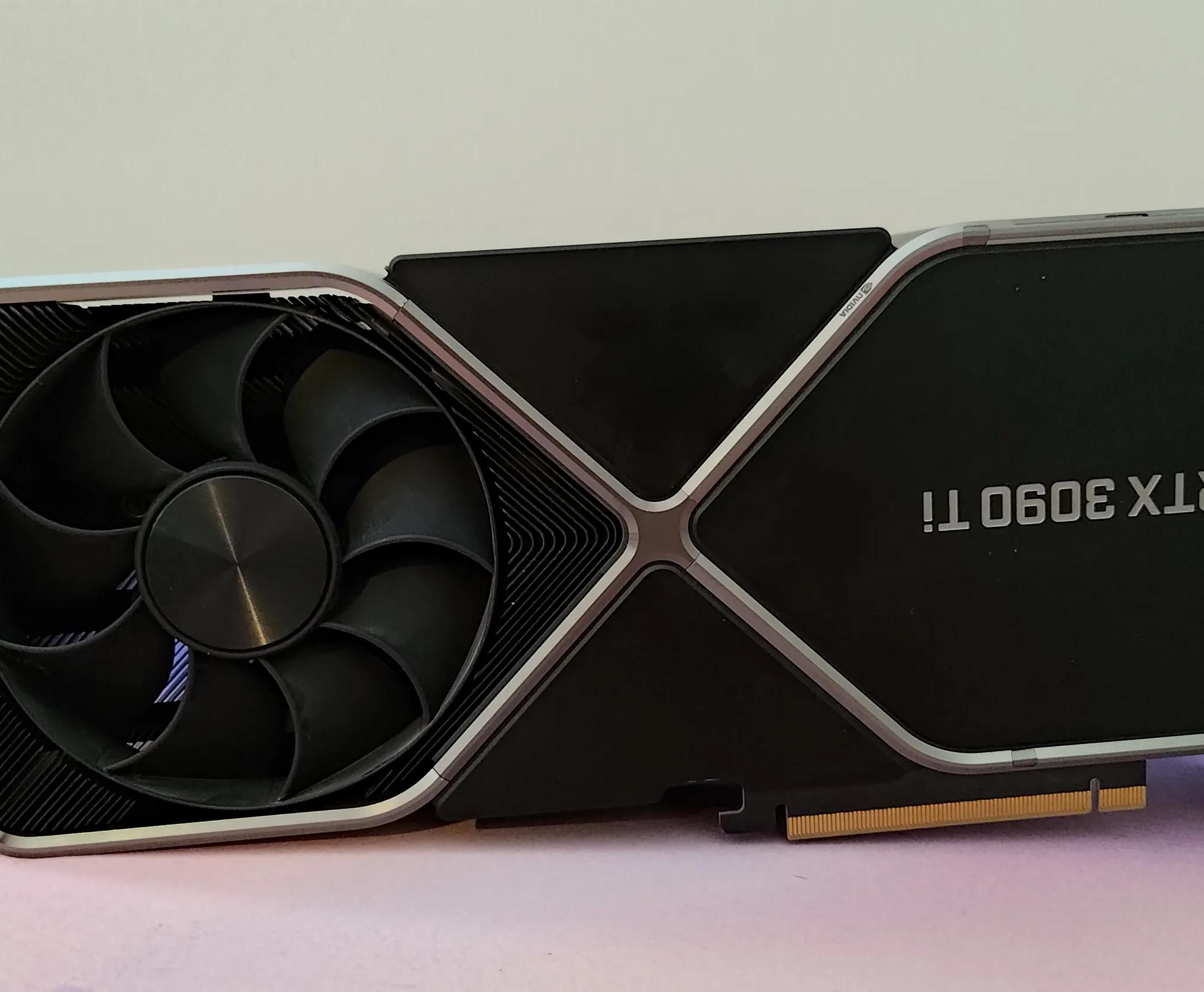 Nvidia RTX 3090Ti Founder's Edition **Missing 12VHPWR adapter**