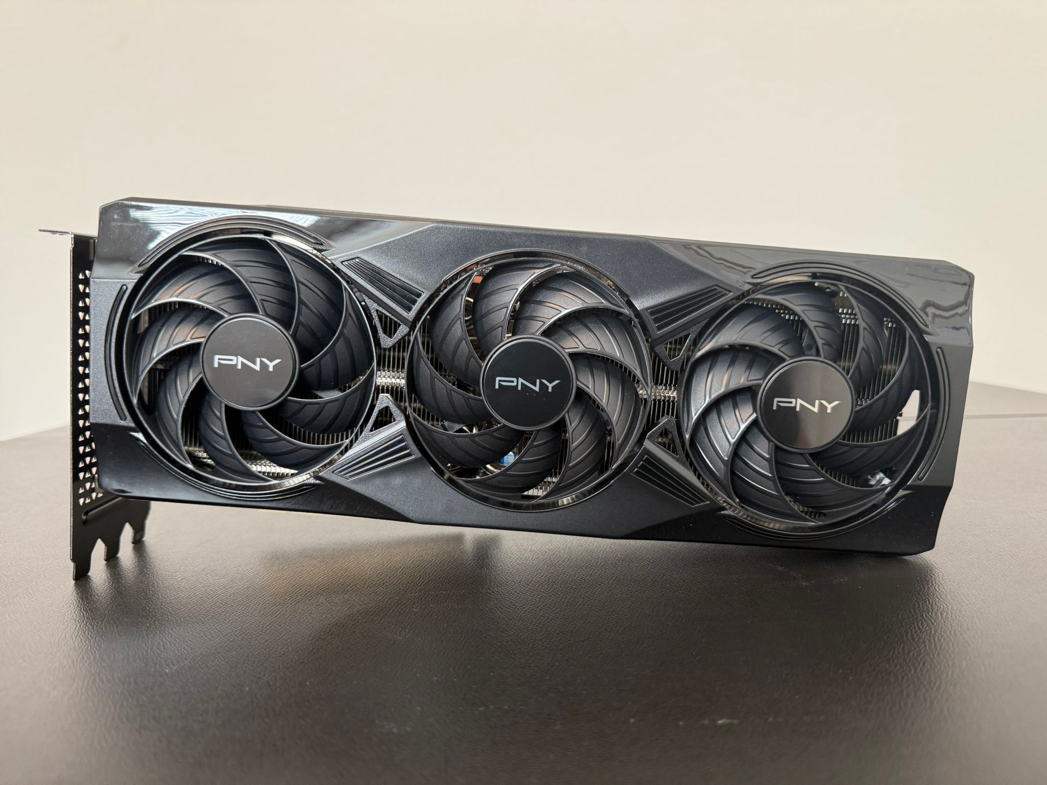 PNY GeForce RTX 5070 Ti 16GB GDDR7 Graphics Card | Mint Condition | Box Included