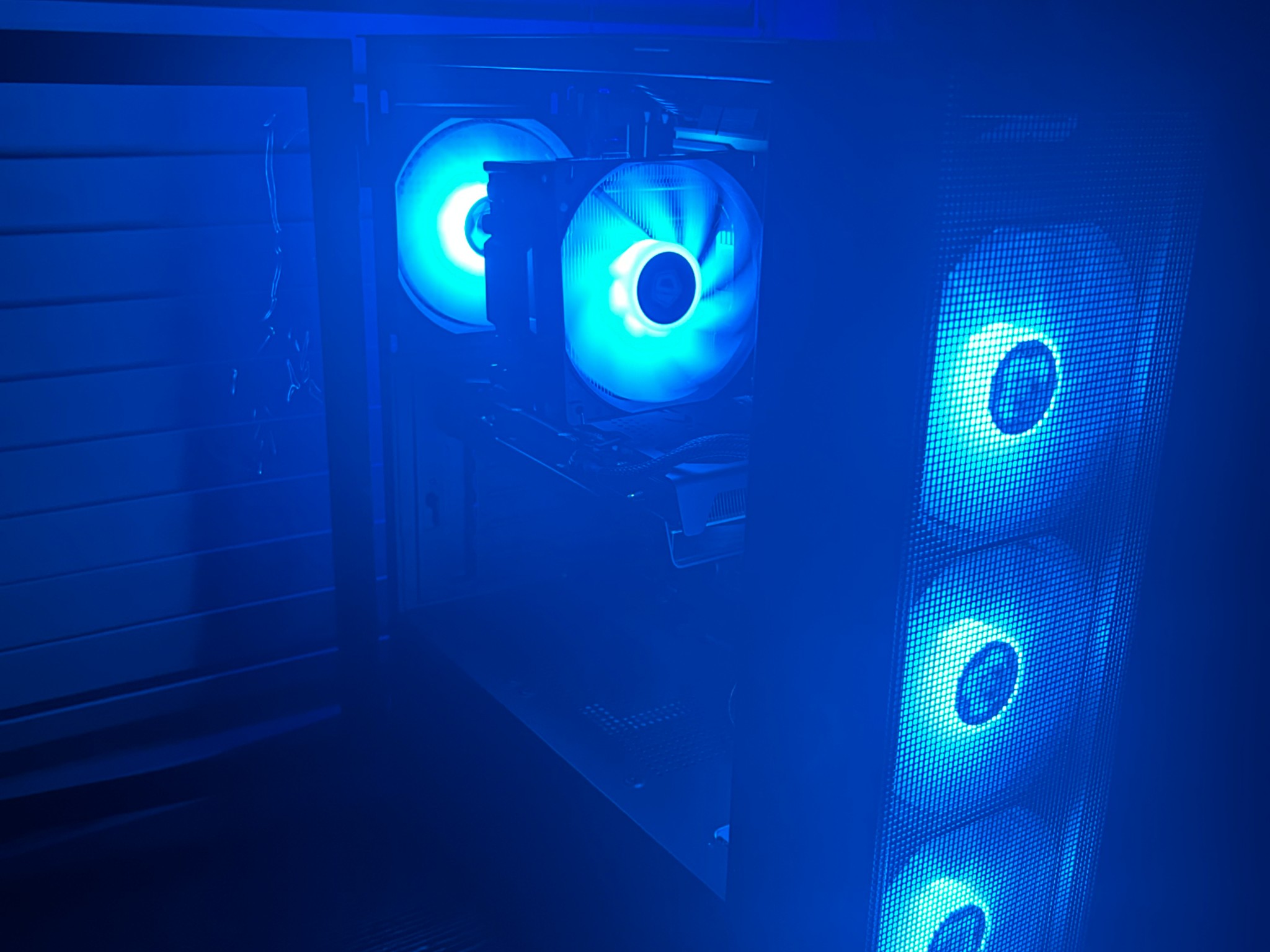 The "Console Killer V1" RX 6600 (3060 equivalent),24gb ddr4 Ram, i7 5930k,1tb SSD 1.5TBHD, WIFI, W11