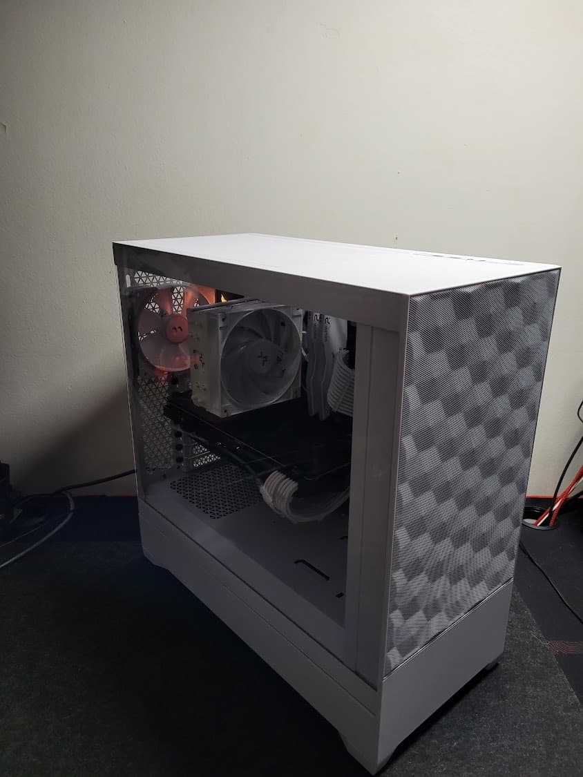Custom Built Amd Ryzen 5 5600 + Rx 5600 XT Gaming Pc