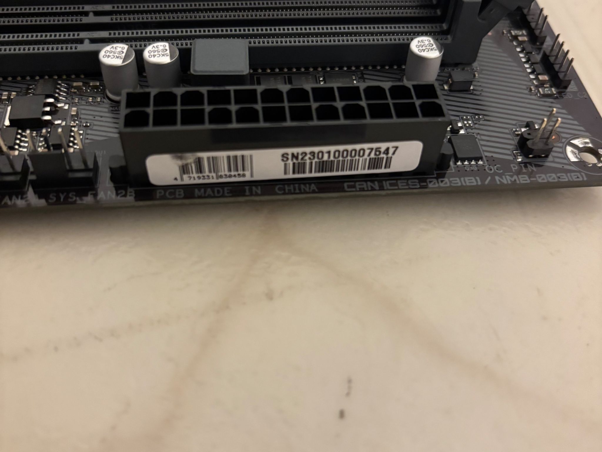 GIGABYTE B660 DS3H AC DDR4 (LGA 1700/ Intel/B660/ATX/DDR4/ Dual M.2/ PCIe 4.0)