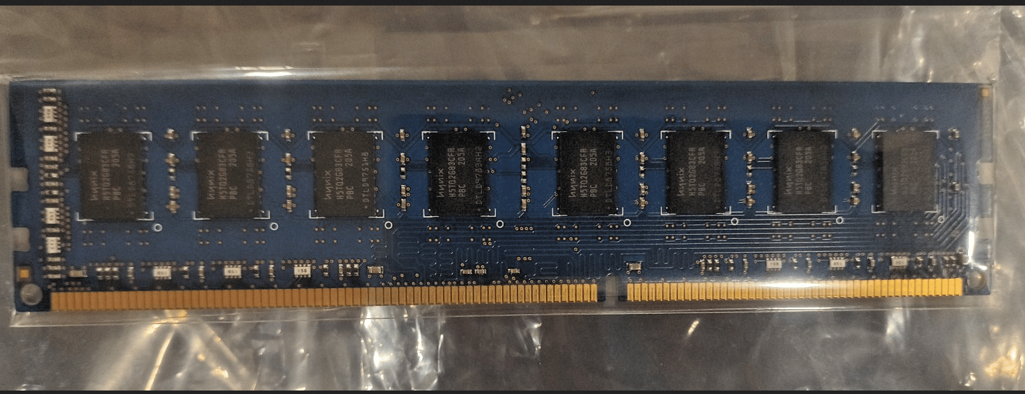 SK Hynix 4GB DDR3 Desktop RAM PC3-12800U 1600MHz HMT351U6CFR8C-PB HP 655410-150