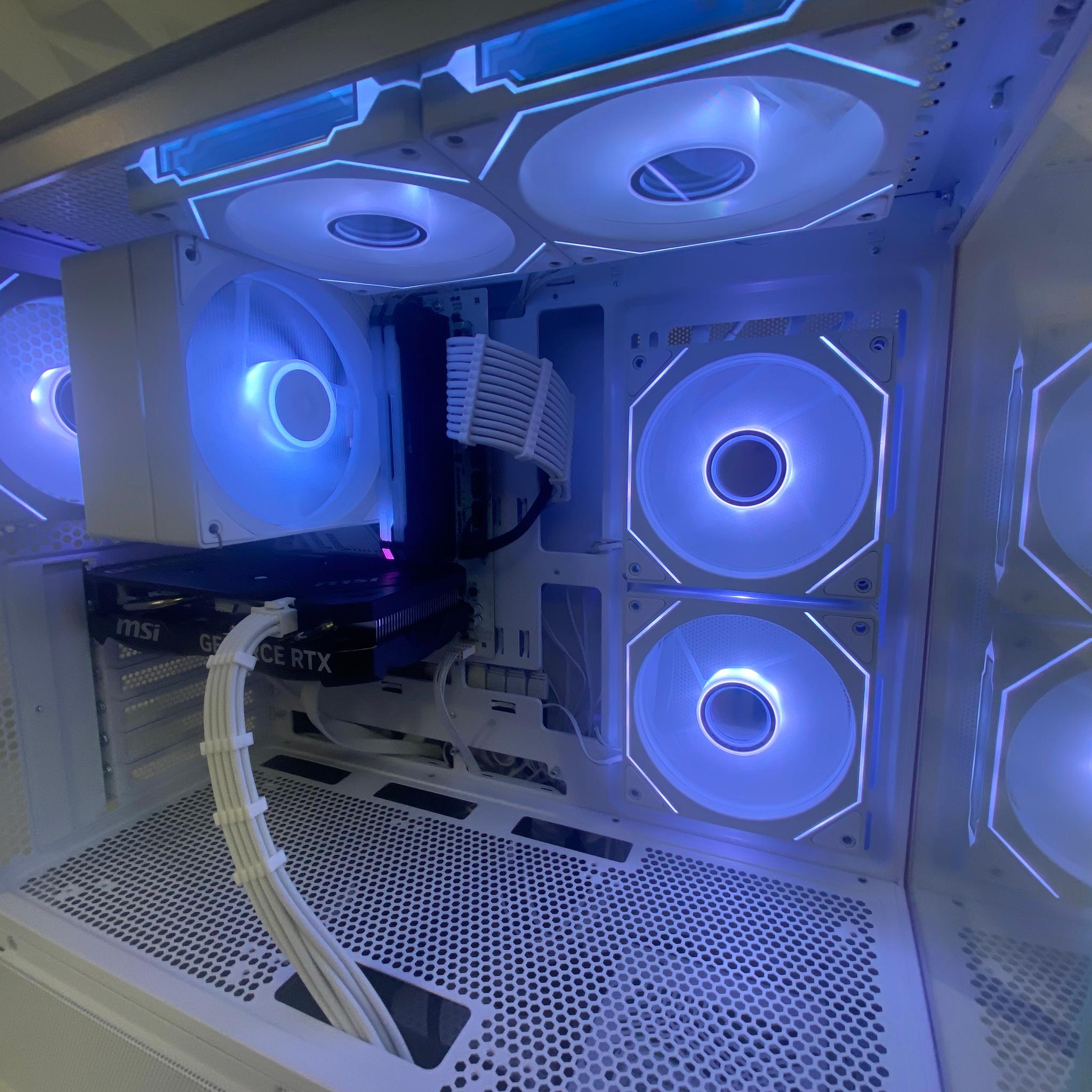 ❄️🧊💎- Whiteout 1440P Gaming PC | RTX 4060 | Ryzen 5 5600X | 32GB RAM | 1TB NVME SSD ❄️🧊💎