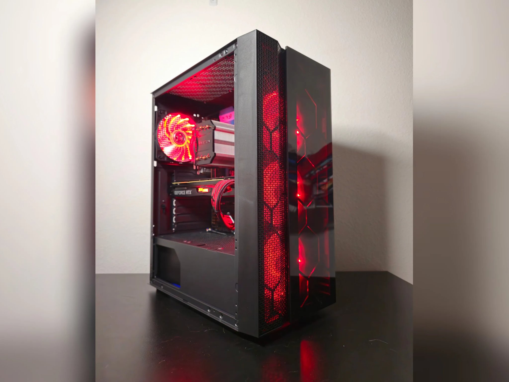 Budget 1080p // i7 5820k // RTX 2070 Super // 16GB DDR4 // 512GB SSD + 3TB HDD
