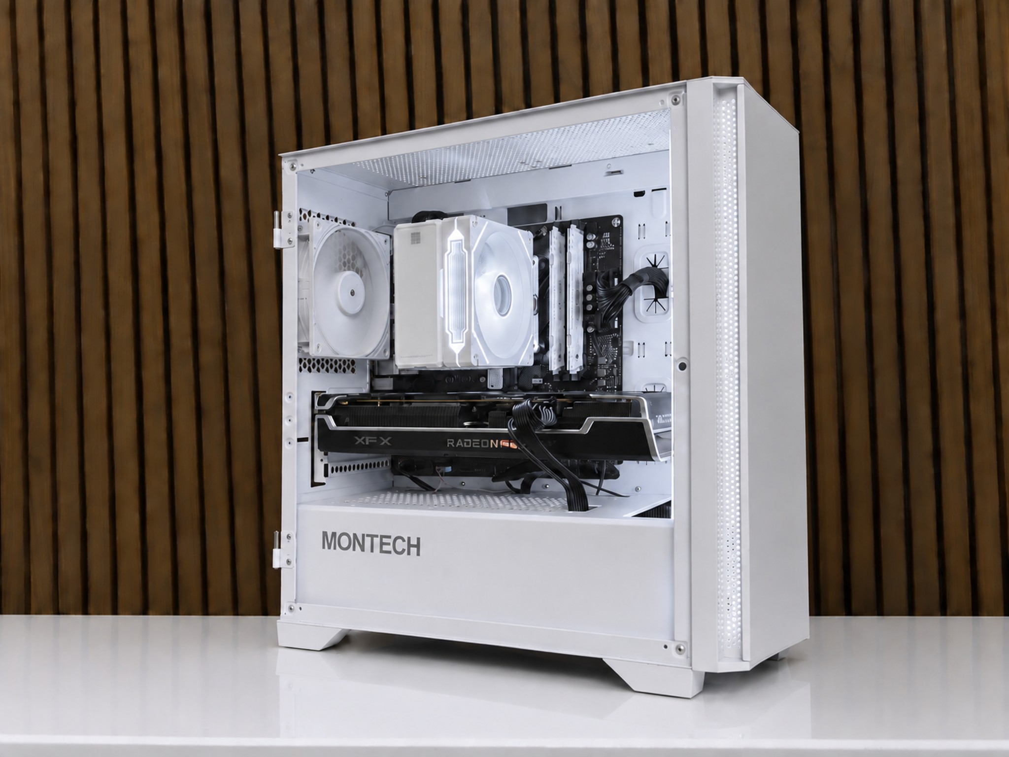 TEAM RED v2 | RX 6700XT 12GB | Ryzen 5 5600x | 32GB RAM | NVME | Windows 11| WHITEOUT