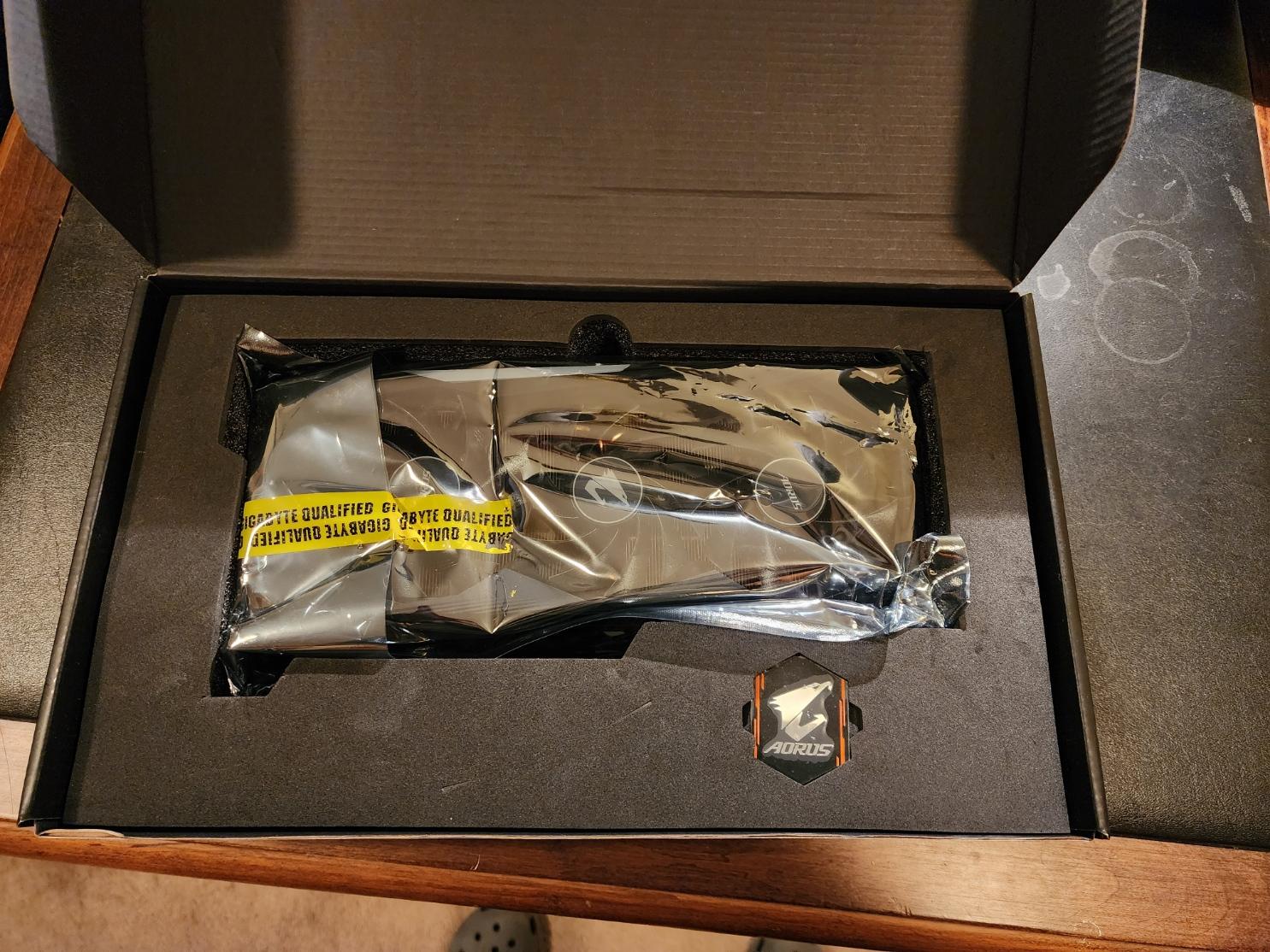 3070 Gigabyte Aorus Master w/LCD screen (extremely unique) please watch attached video