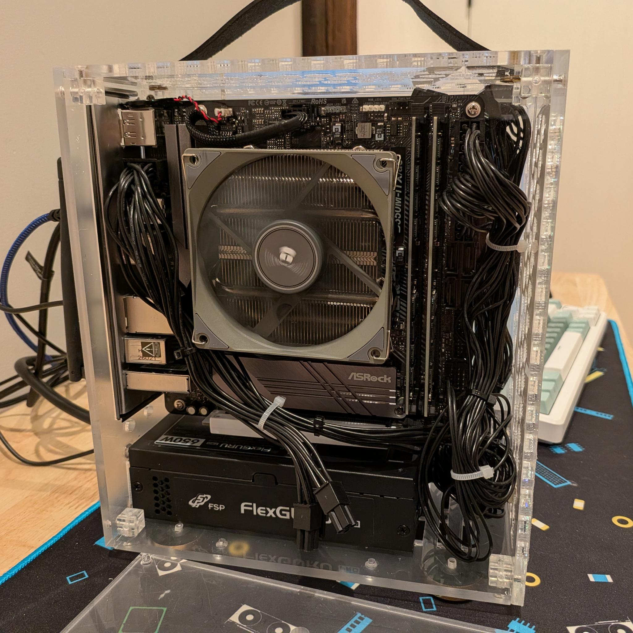 1080p Invisible Man - RTX 5060, Ryzen 5 5600, 32 GB DDR4 RAM, 1 TB Gen 4 NVME, Clear