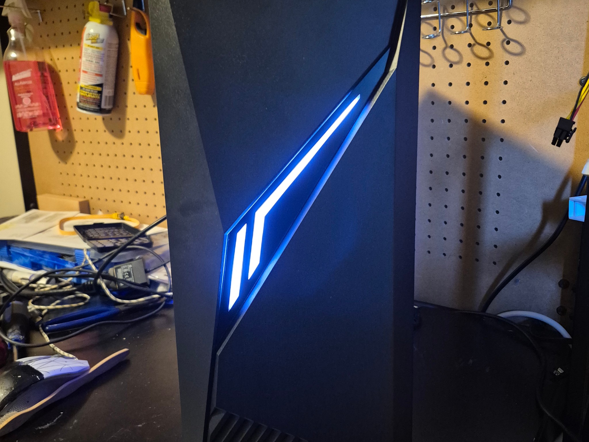 100 FPS Fortnite | i5-4570, 16GB RAM, 500GB SSD, RX 580 8GB, RGB, Wifi