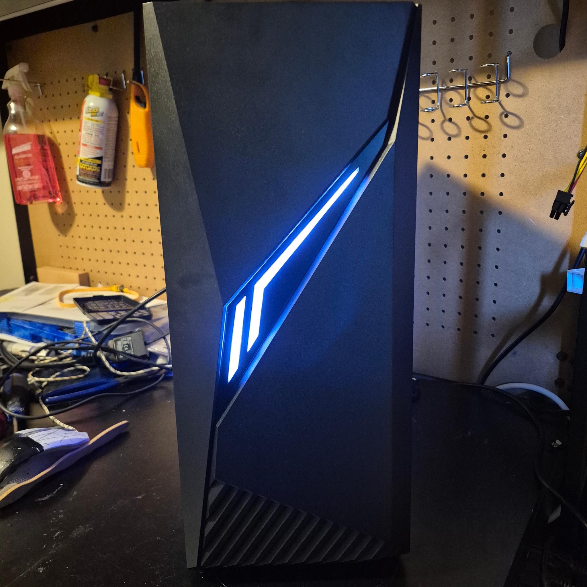 100 FPS Fortnite | i5-4570, 16GB RAM, 500GB SSD, RX 580 8GB, RGB, Wifi